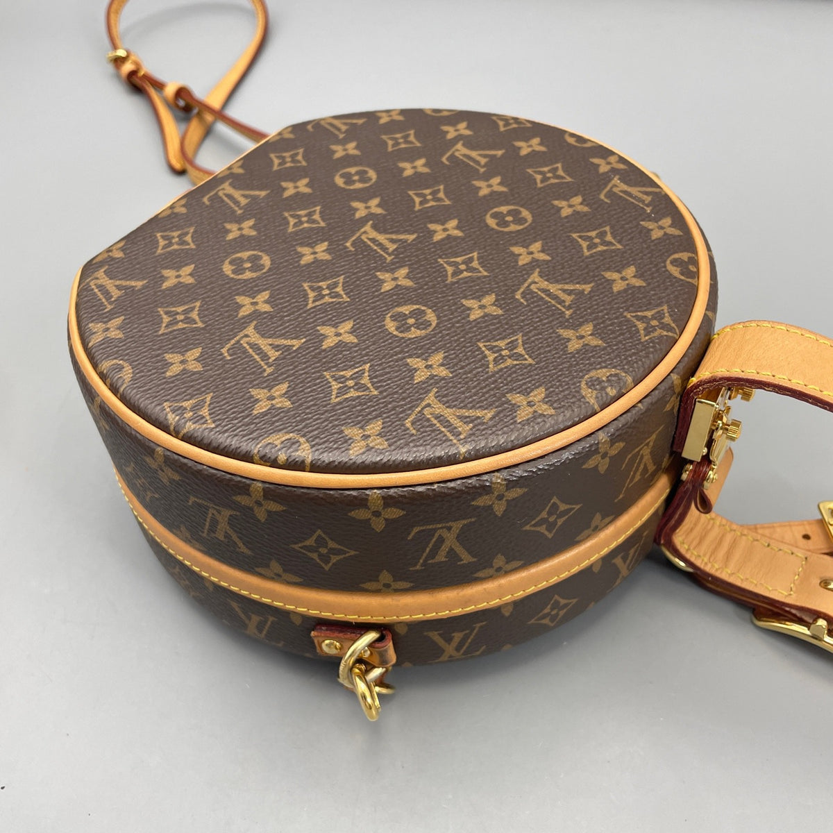 Louis Vuitton - Boite Chapeau - Leather - Brown - (mini)
