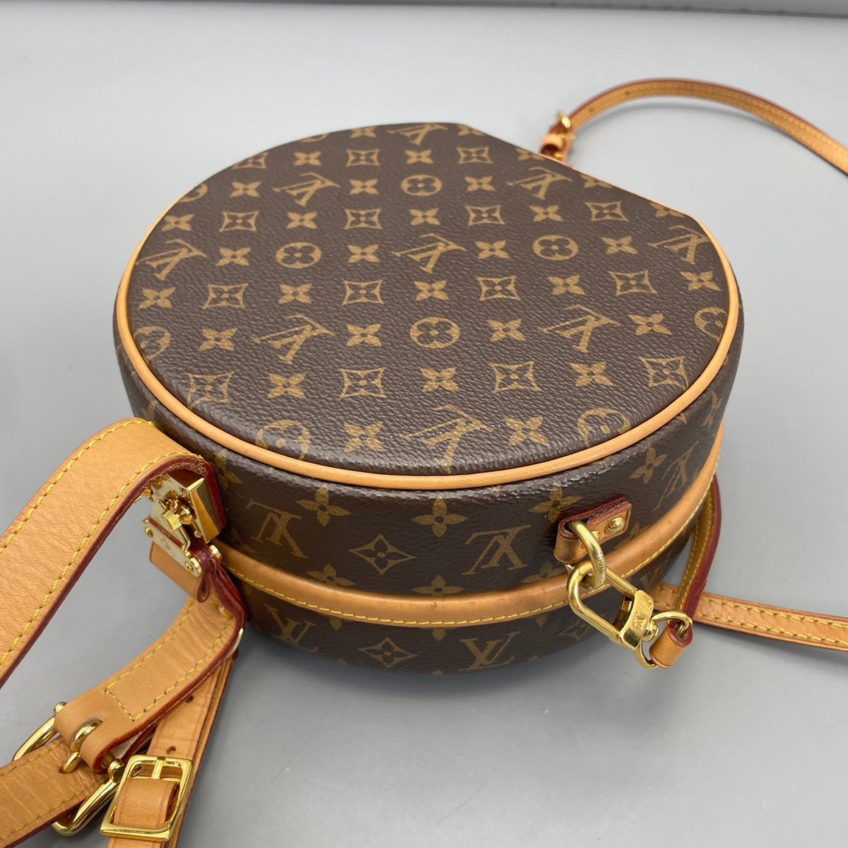 Louis Vuitton - Boite Chapeau - Leather - Brown - (mini)