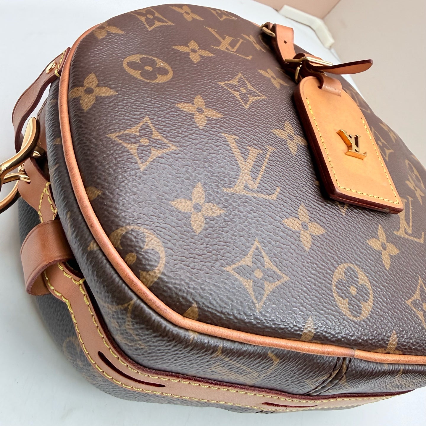 Louis Vuitton - Boite Chapeau - Leather - Brown - (small)
