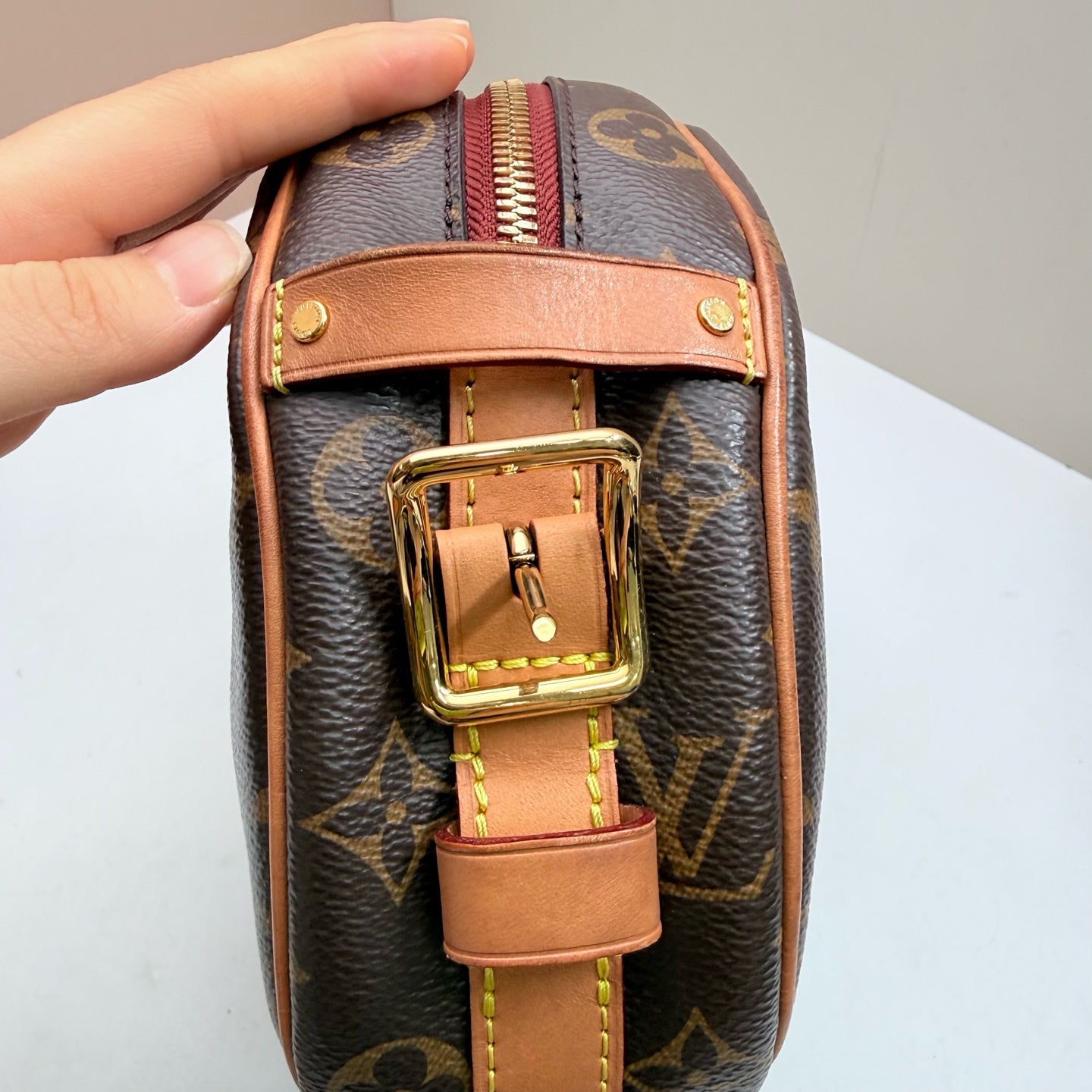 Louis Vuitton - Boite Chapeau - Leather - Brown - (small)