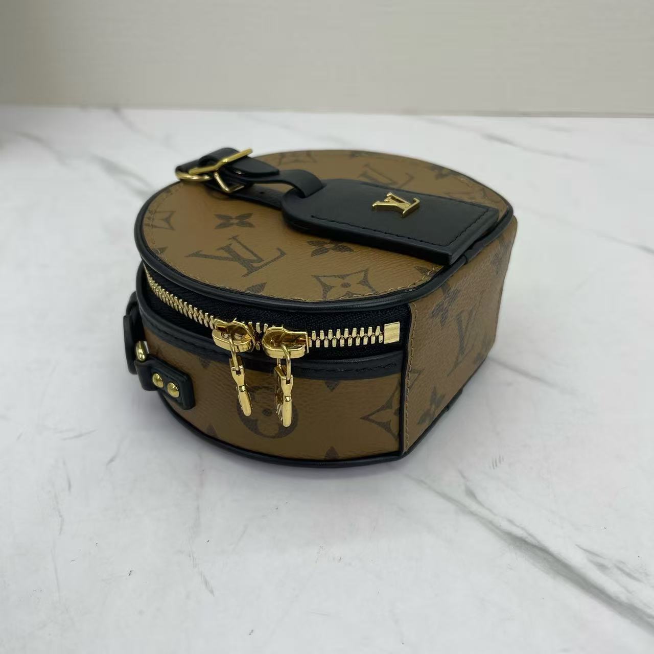 Louis Vuitton - Boite Chapeau Mini - Coated canvas with leather trim - Brown with Black trim and Gold-Tone Hardware - (mini)