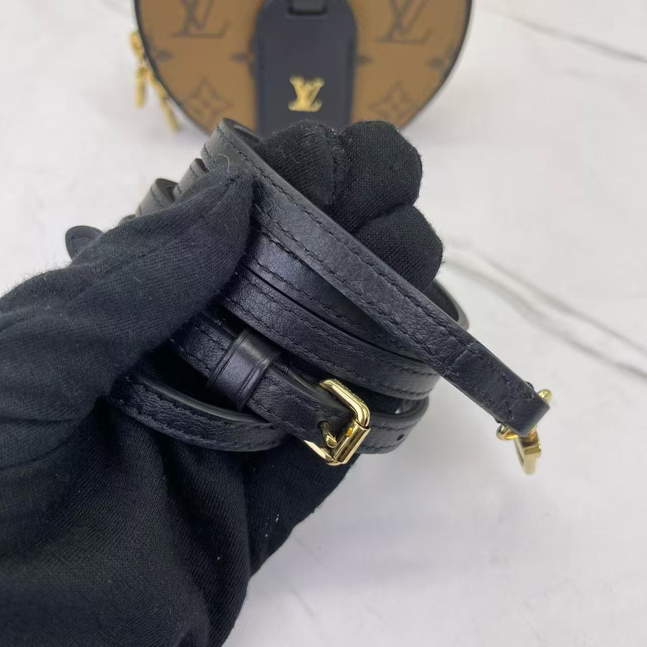 Louis Vuitton - Boite Chapeau Mini - Coated canvas with leather trim - Brown with Black trim and Gold-Tone Hardware - (mini)