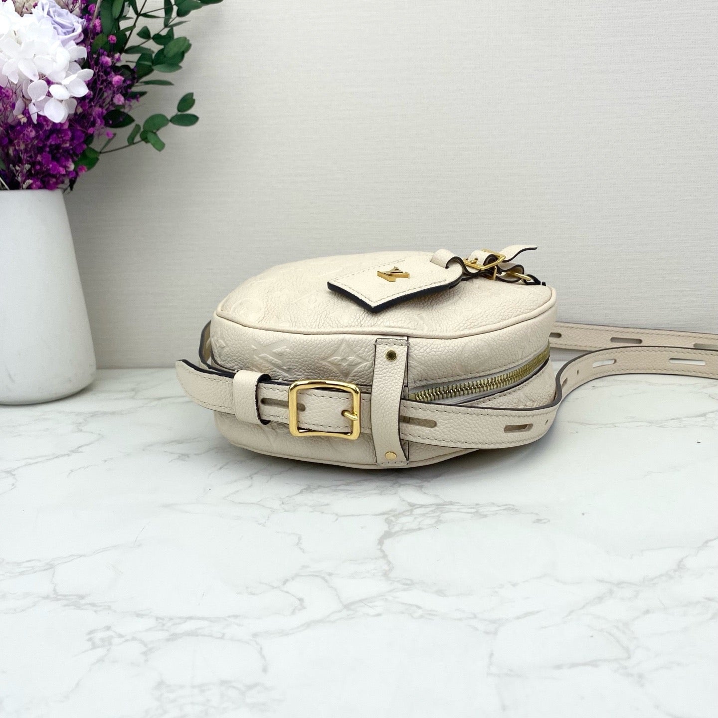 Louis Vuitton - Boite Chapeau Souple - Embossed Monogram Empreinte leather - Beige - (large)