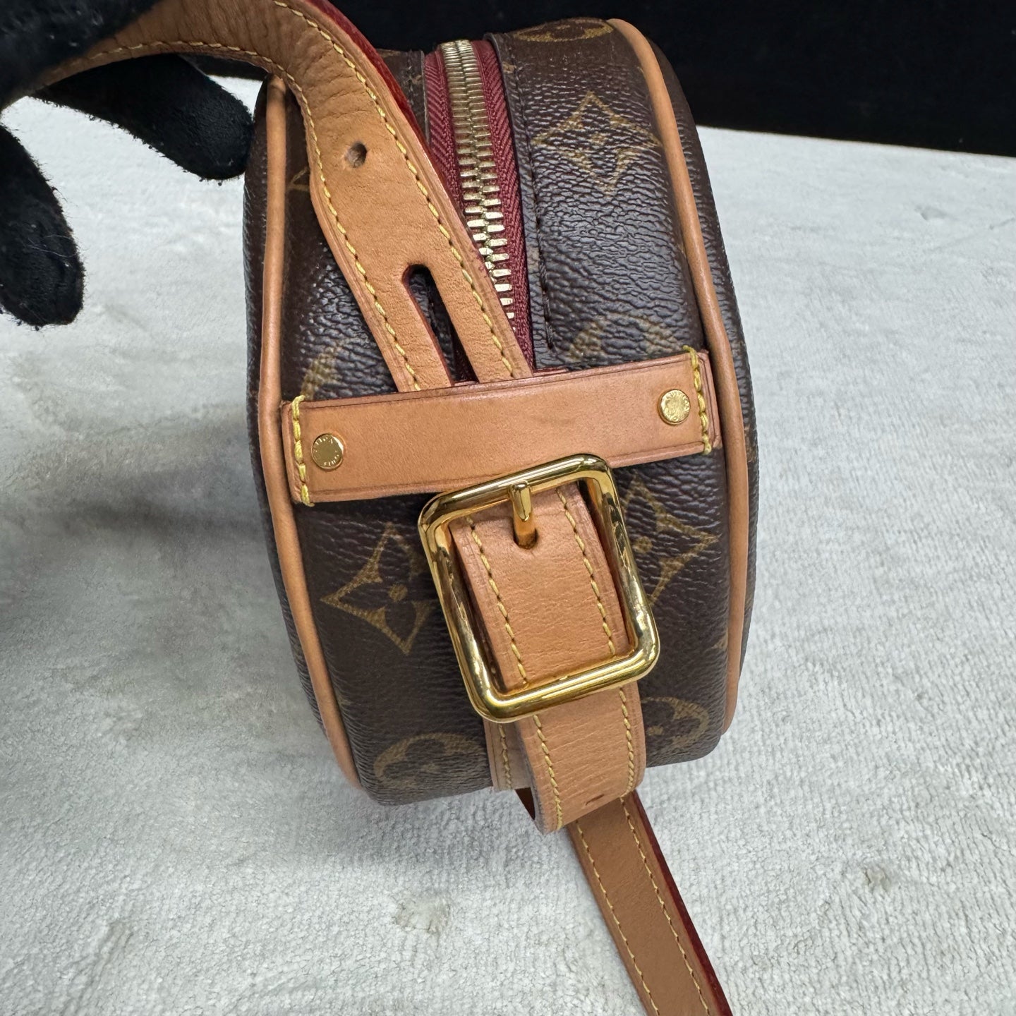 Louis Vuitton - Boite Chapeau Souple - Synthetic - Brown - (Small)