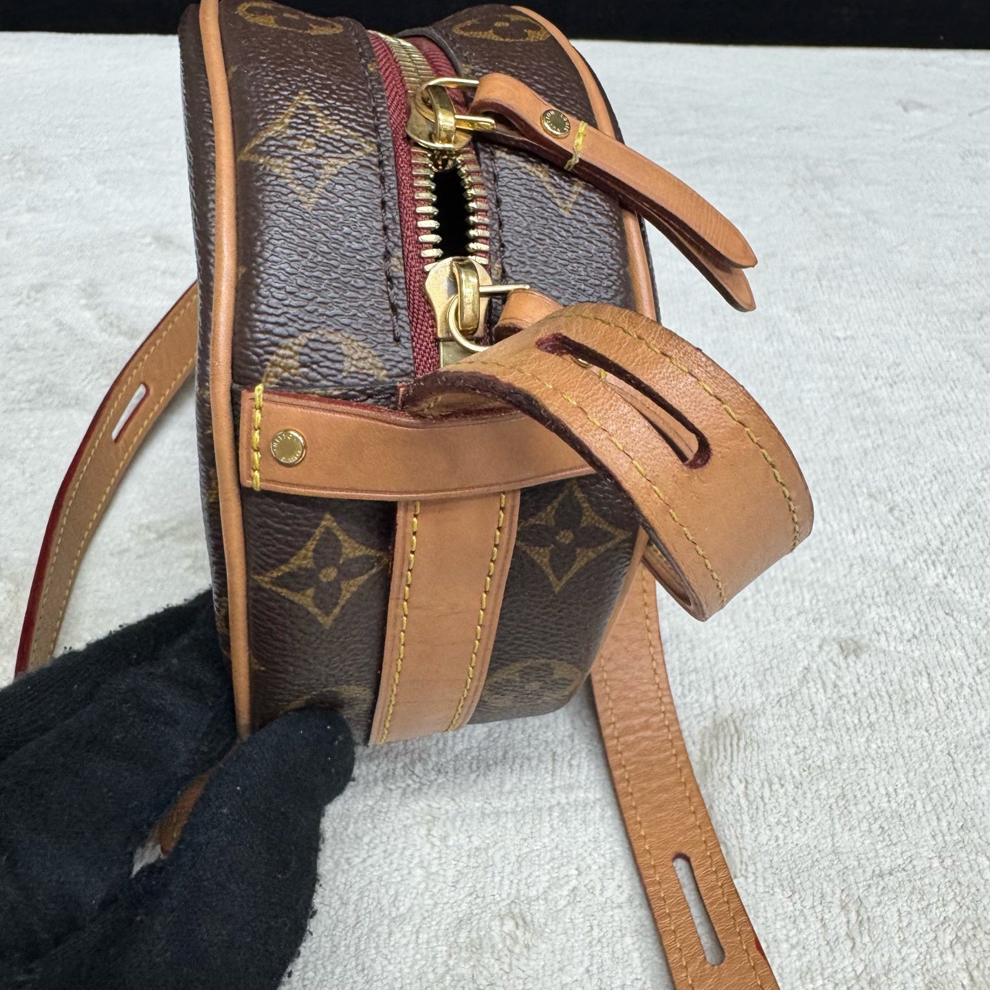 Louis Vuitton - Boite Chapeau Souple - Synthetic - Brown - (Small)