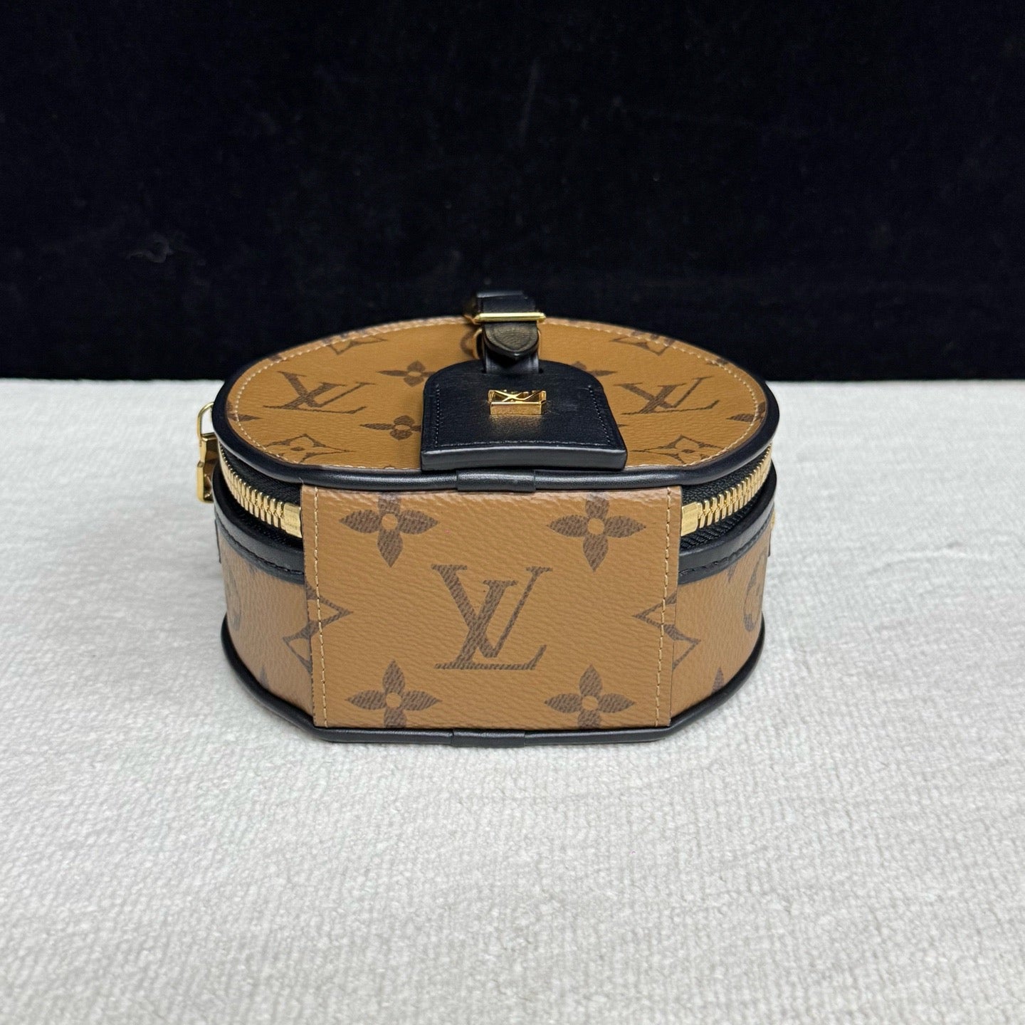 Louis Vuitton - Boite Chapeau - Synthetic - Brown - (mini)