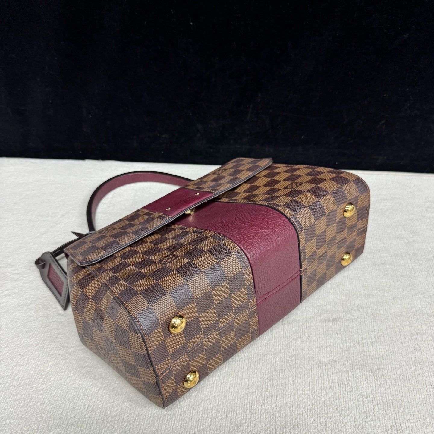 Louis Vuitton - Bond Street - Leather - Multicolour - (medium)