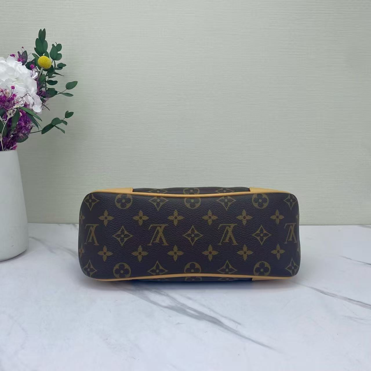 Louis Vuitton - Boulogne - Monogram canvas with Vachetta leather trim - Brown - (medium)