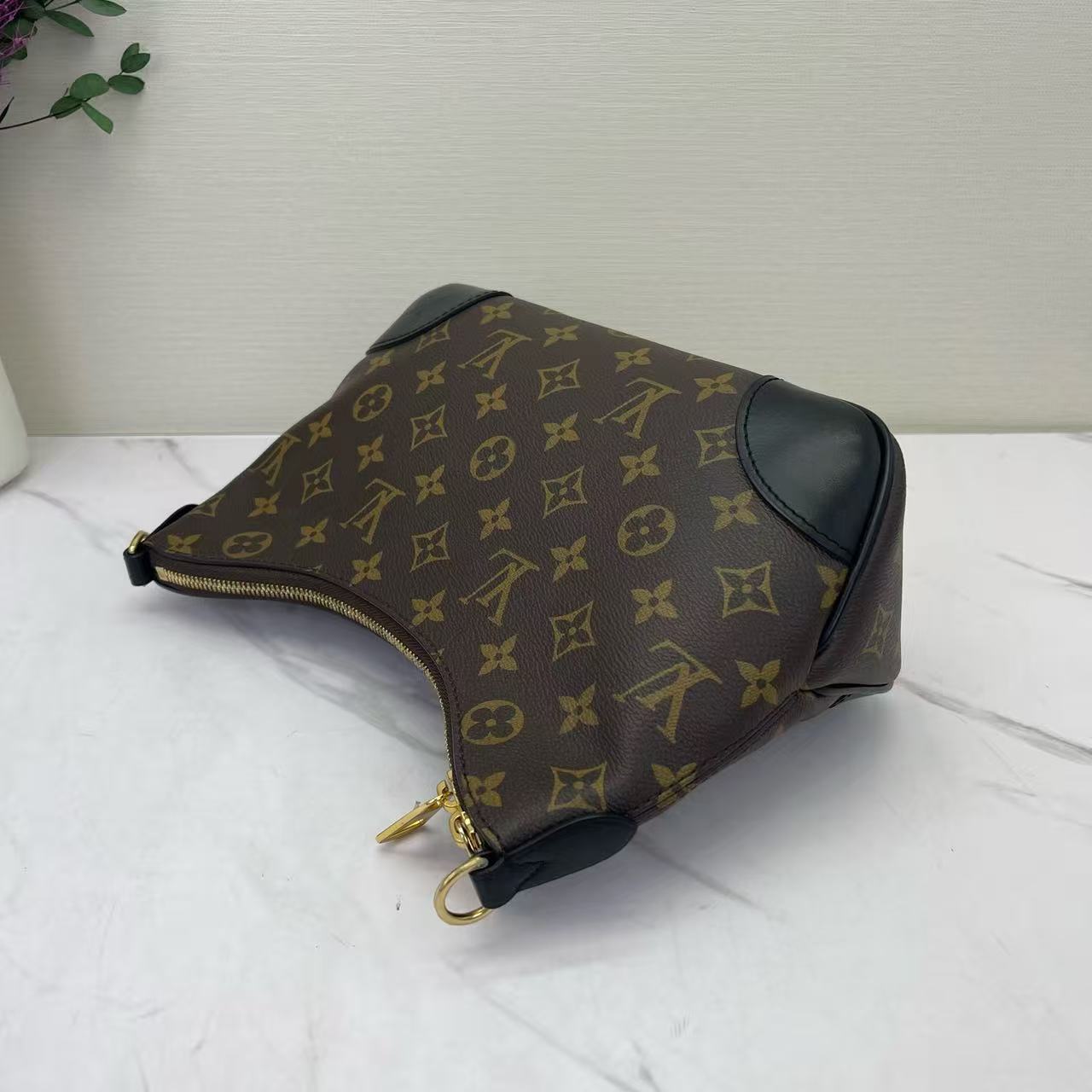 Louis Vuitton - Boulogne - Monogram coated canvas with black cowhide leather trim - Brown - (medium)