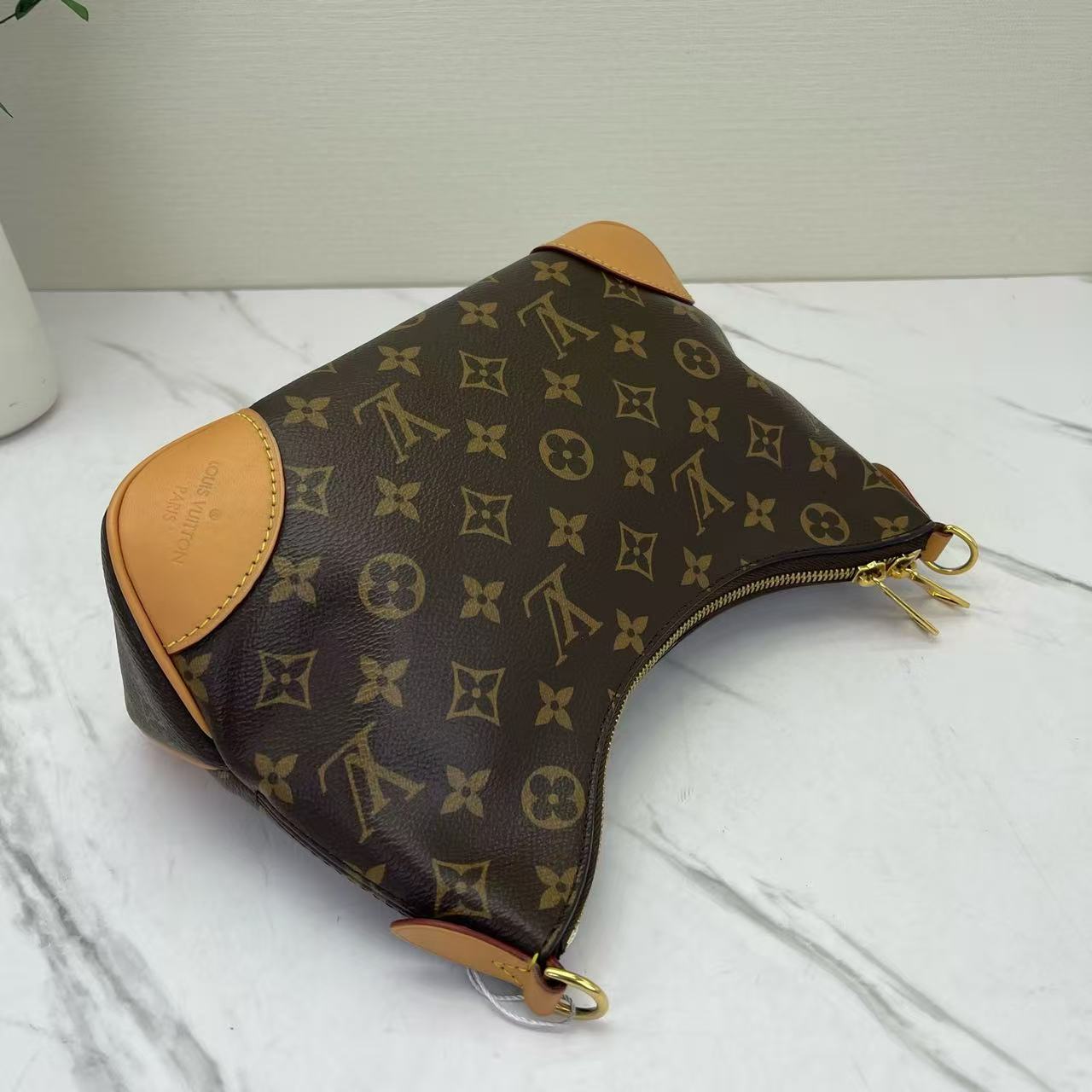 Louis Vuitton - Boulogne - Monogram coated canvas with natural cowhide leather trim - Brown - (medium)
