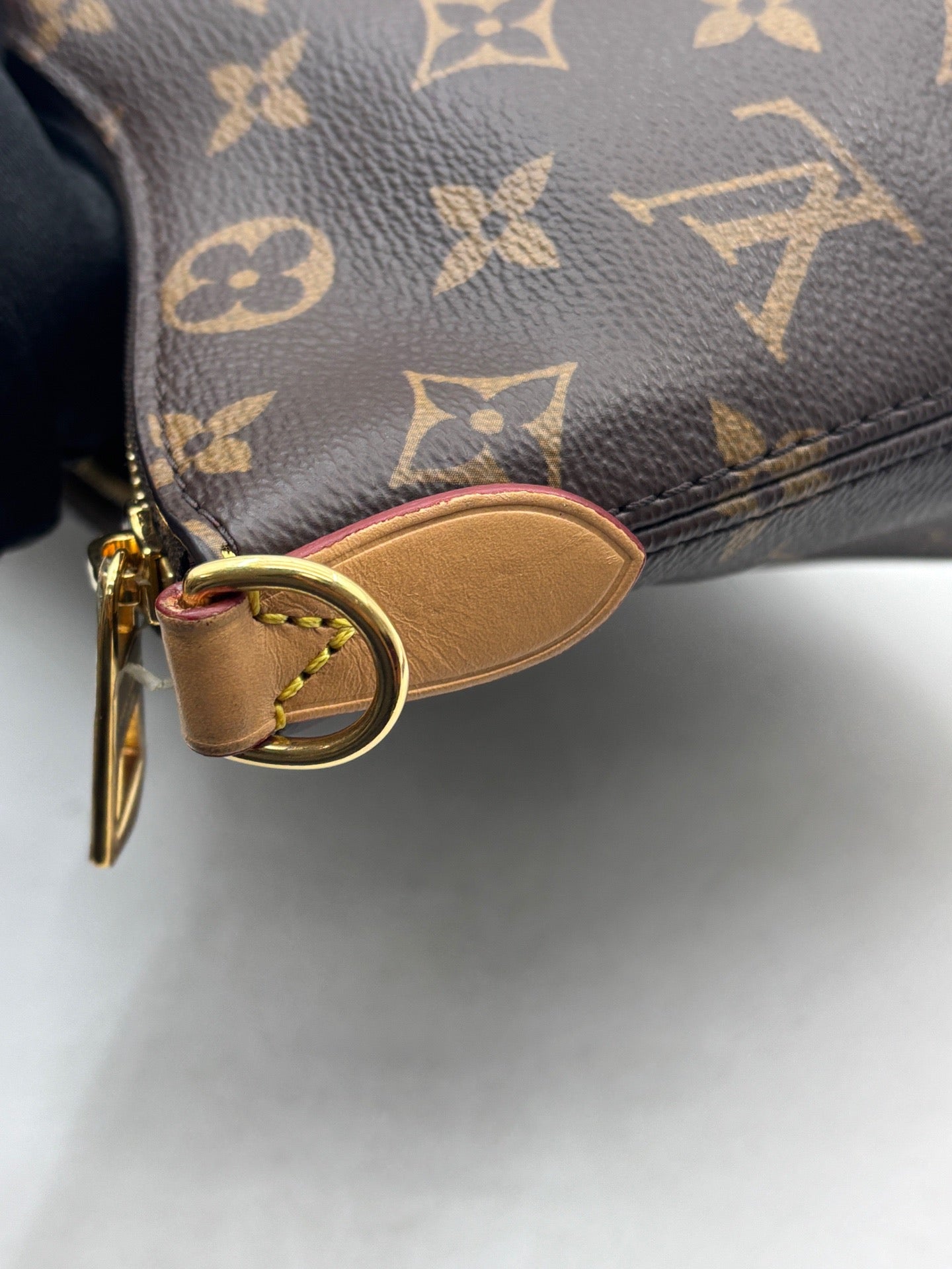 Louis Vuitton - Boulogne - Synthetic - Brown - (medium)