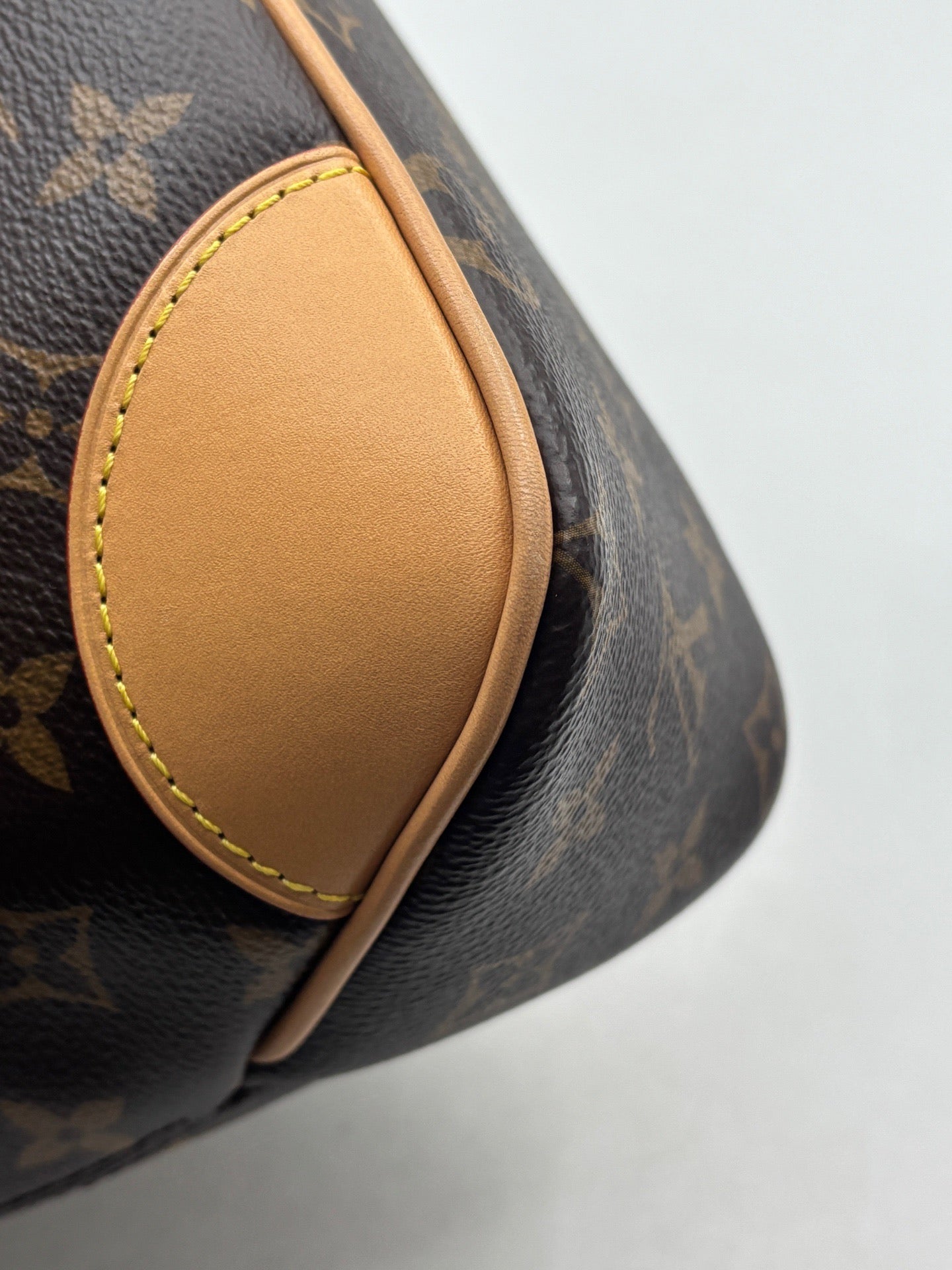 Louis Vuitton - Boulogne - Synthetic - Brown - (medium)