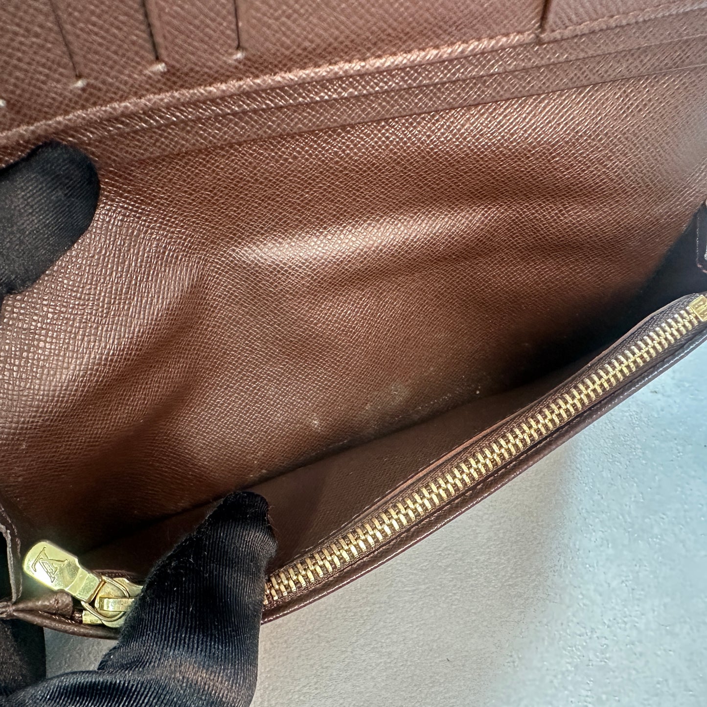 Louis Vuitton - Brazza - Leather - Brown - (large)