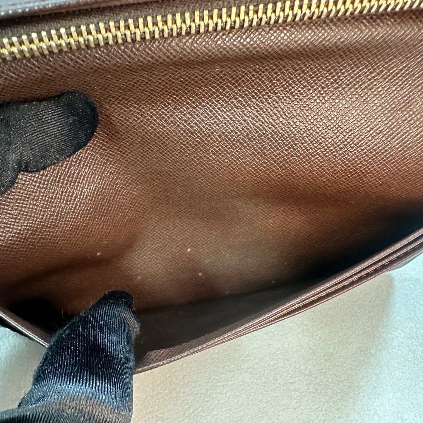 Louis Vuitton - Brazza - Leather - Brown - (large)