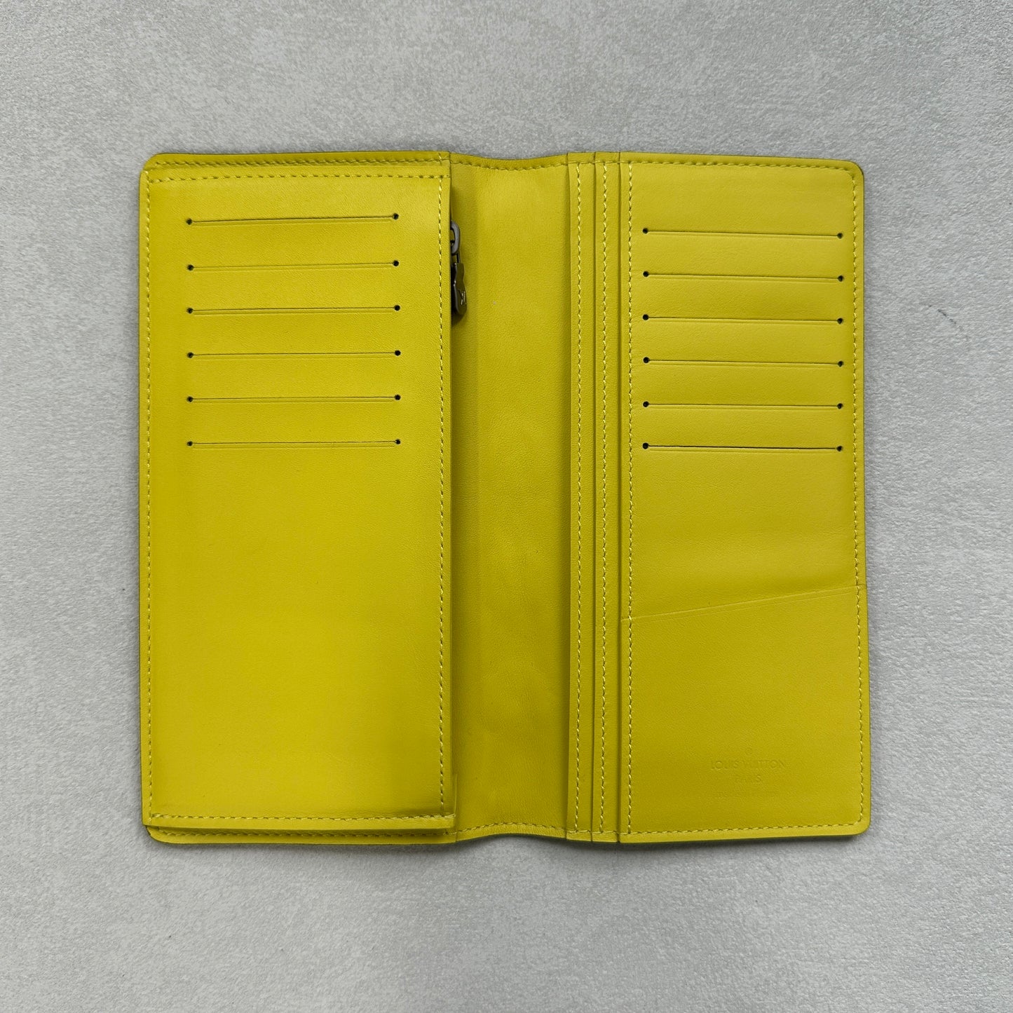 Louis Vuitton - Brazza Wallet - Leather - Yellow - (medium)
