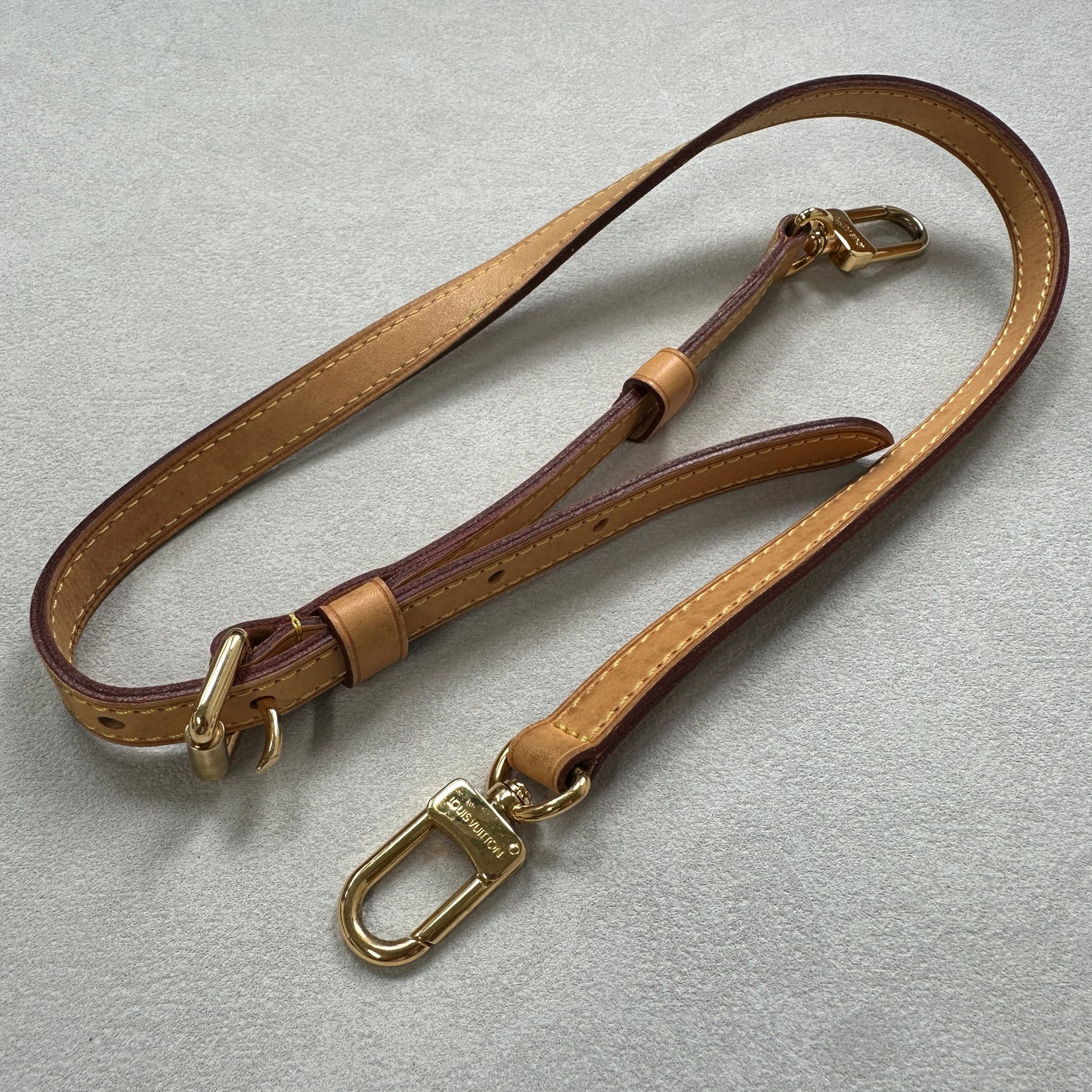 Louis Vuitton - Brea - Patent leather - Burgundy - (small)