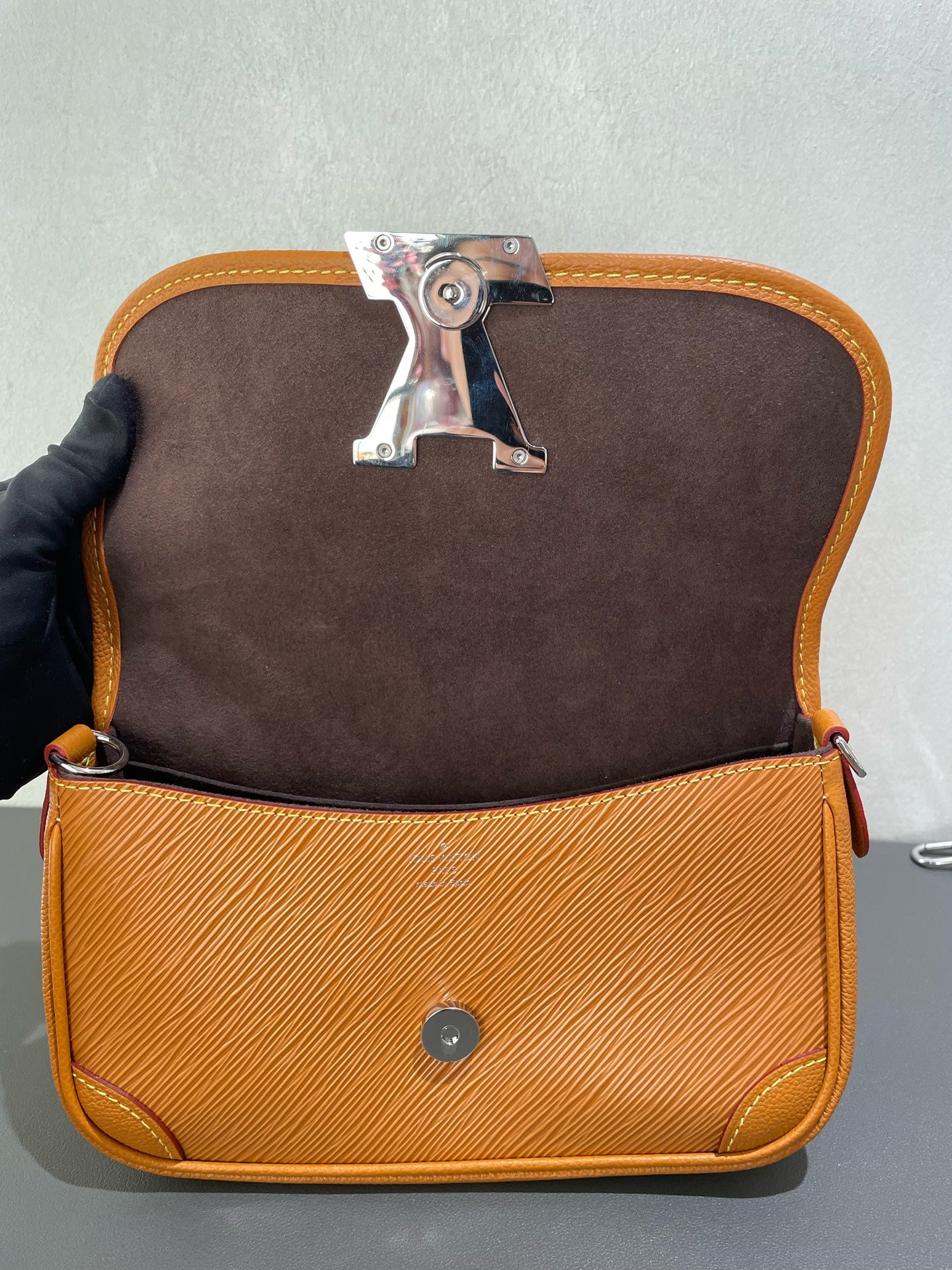 Louis Vuitton - Buci - Epi grained cowhide leather - Yellow - (small)