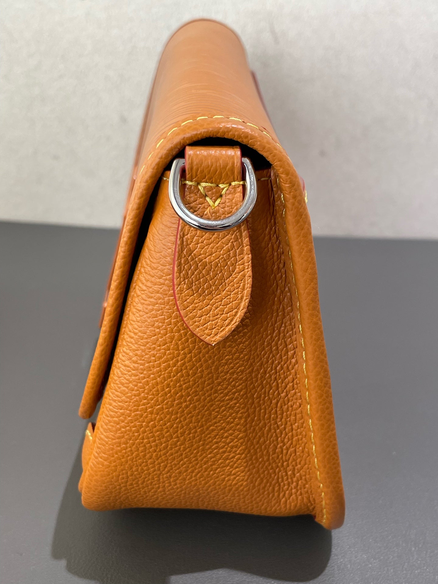 Louis Vuitton - Buci - Epi grained cowhide leather - Yellow - (small)