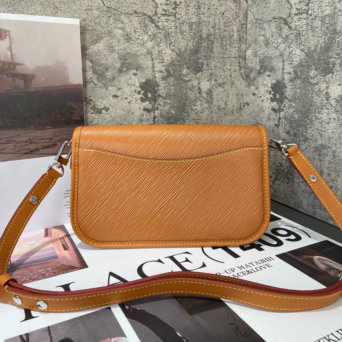 Louis Vuitton - Buci - Epi grained cowhide leather - Yellow - (small)