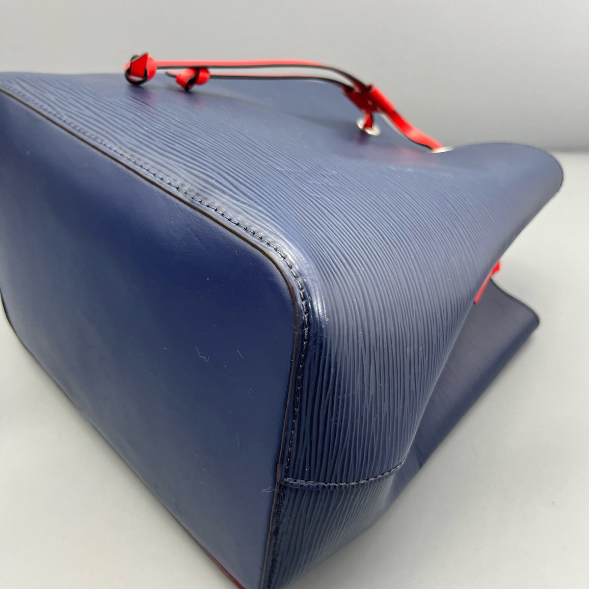 Louis Vuitton - Bucket Bag - Leather - Blue - (medium)