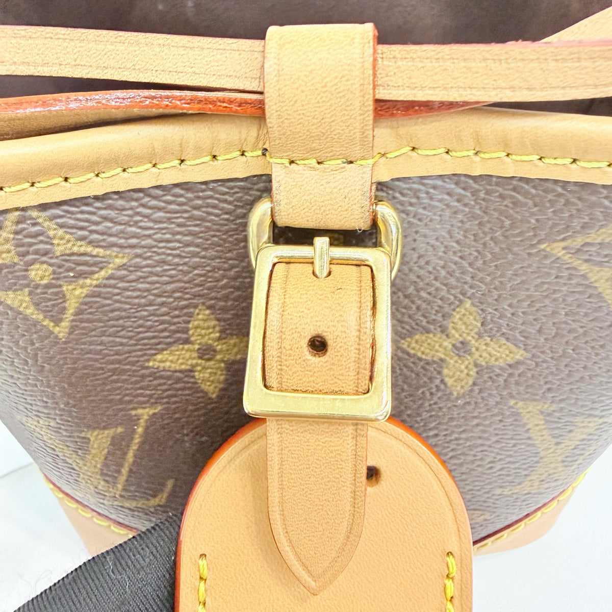 Louis Vuitton - Bucket Bag - Leather - Brown - (mini)