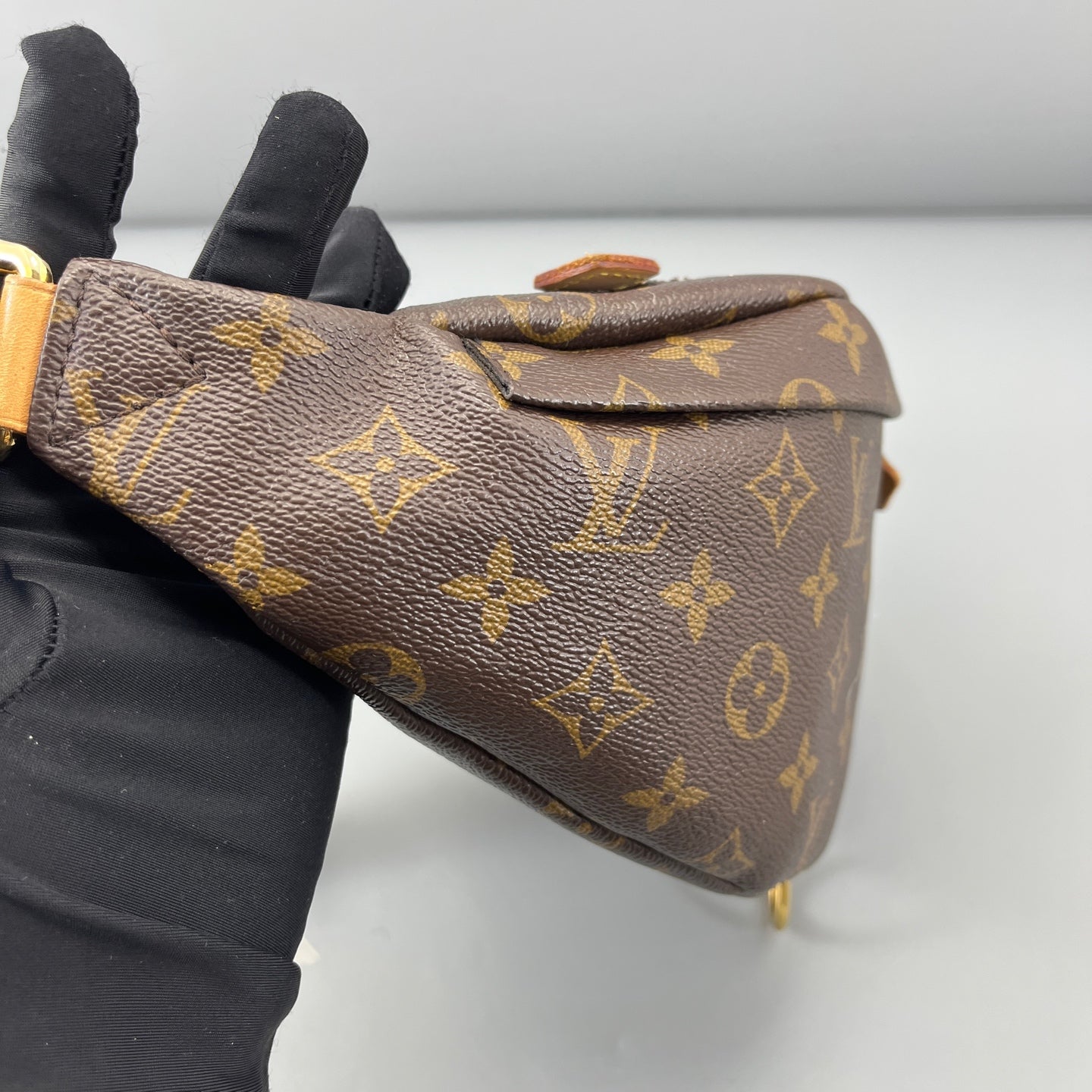 Louis Vuitton - Bumbag - Leather - Brown - (large)