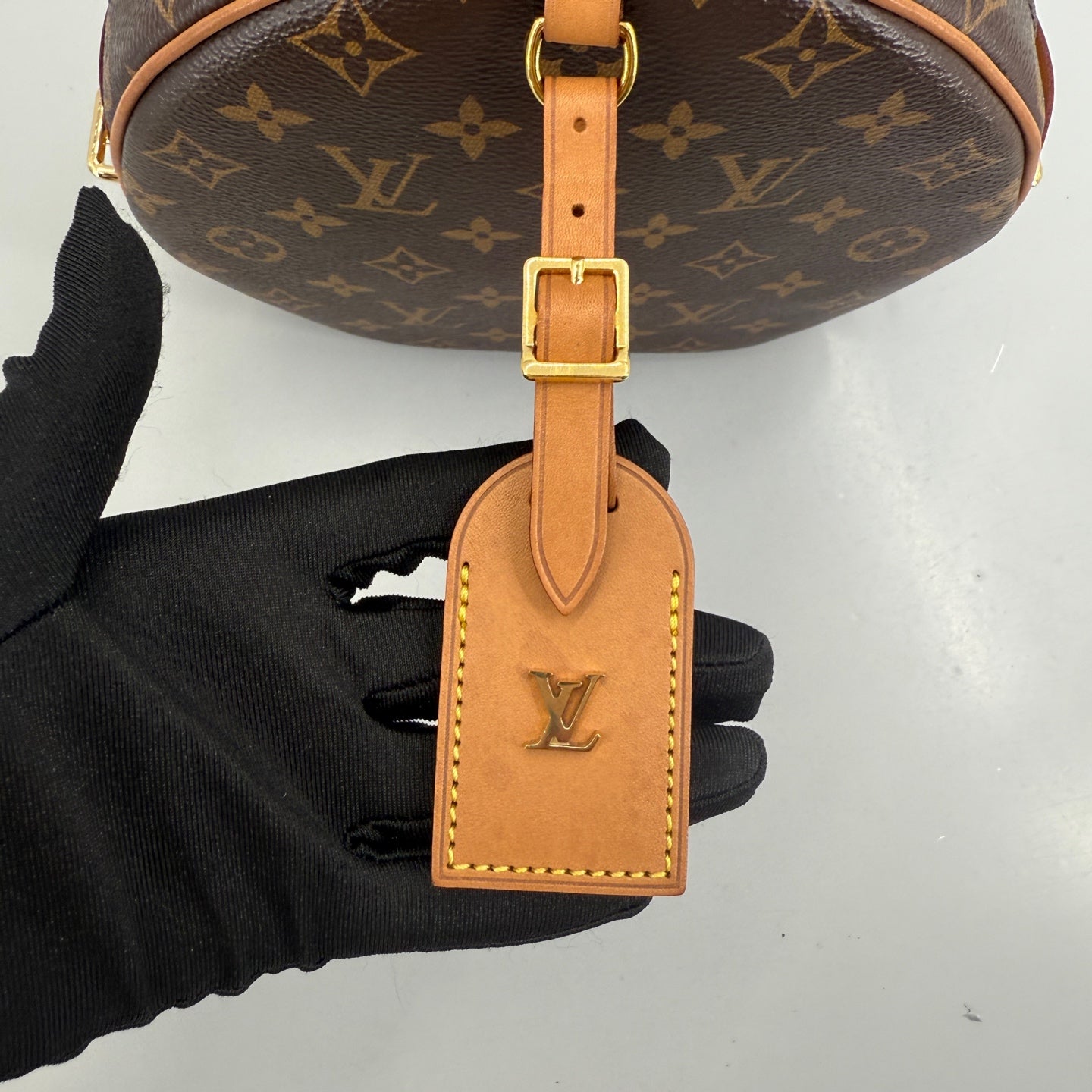 Louis Vuitton - Bumbag - Leather - Brown - (medium)