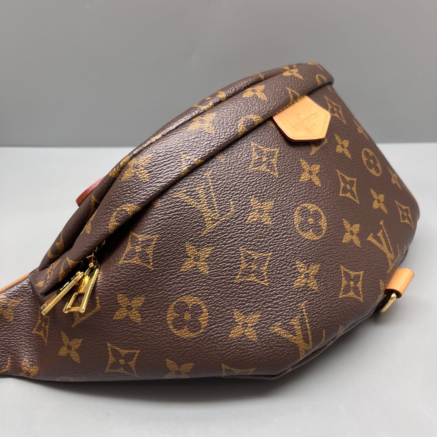 Louis Vuitton - Bumbag - Synthetic - Brown - (medium)