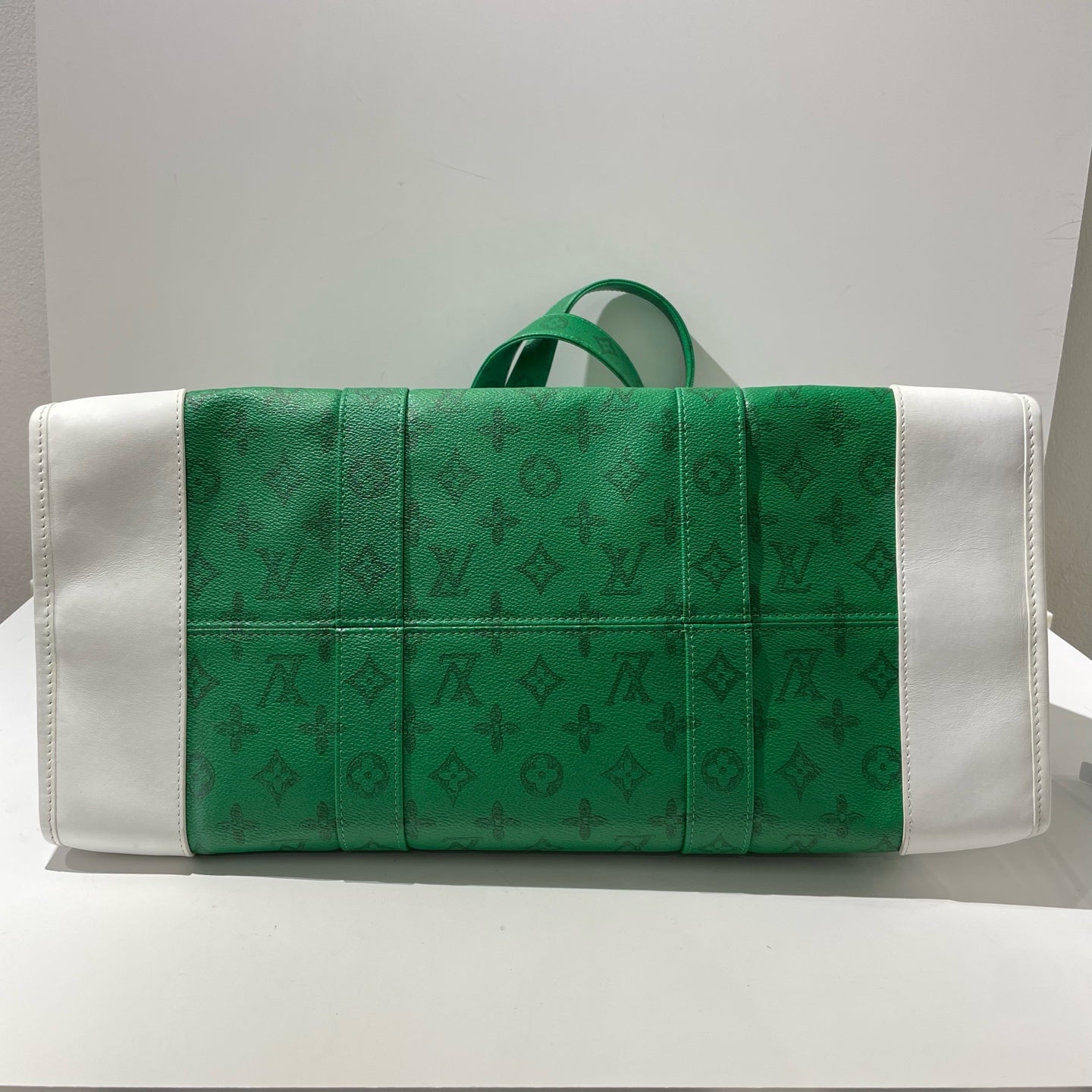 Louis Vuitton - CABAS ZIPPE - Synthetic - Green - (large)
