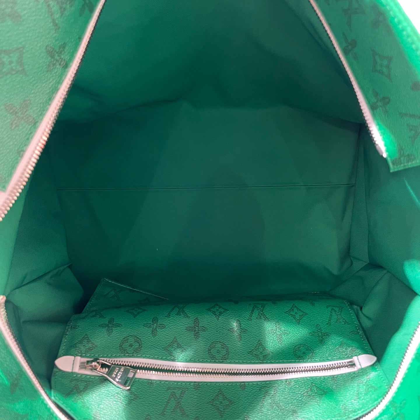 Louis Vuitton - CABAS ZIPPE - Synthetic - Green - (large)