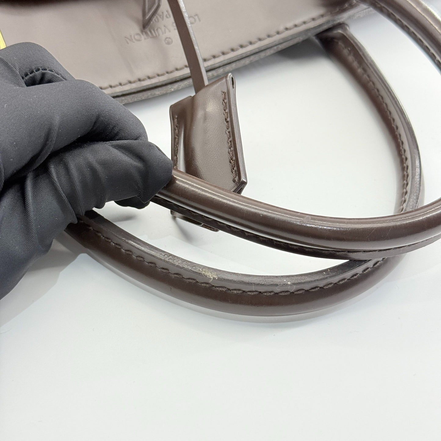 Louis Vuitton - Caissa Tote - Damier Ebene coated canvas with leather trim - Brown - (medium)