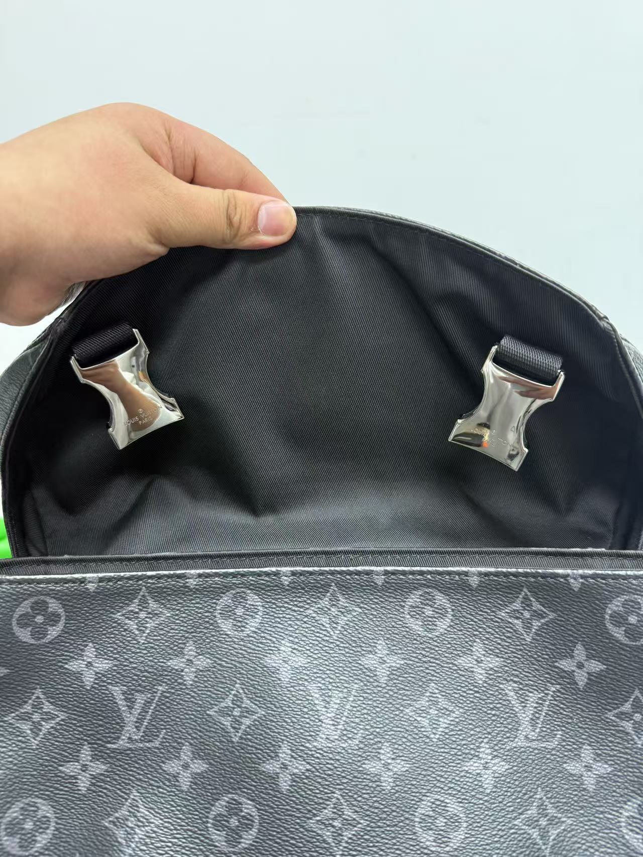 Louis Vuitton - Cambridge Messenger Bag - Monogram Eclipse coated canvas with black leather trim - Black