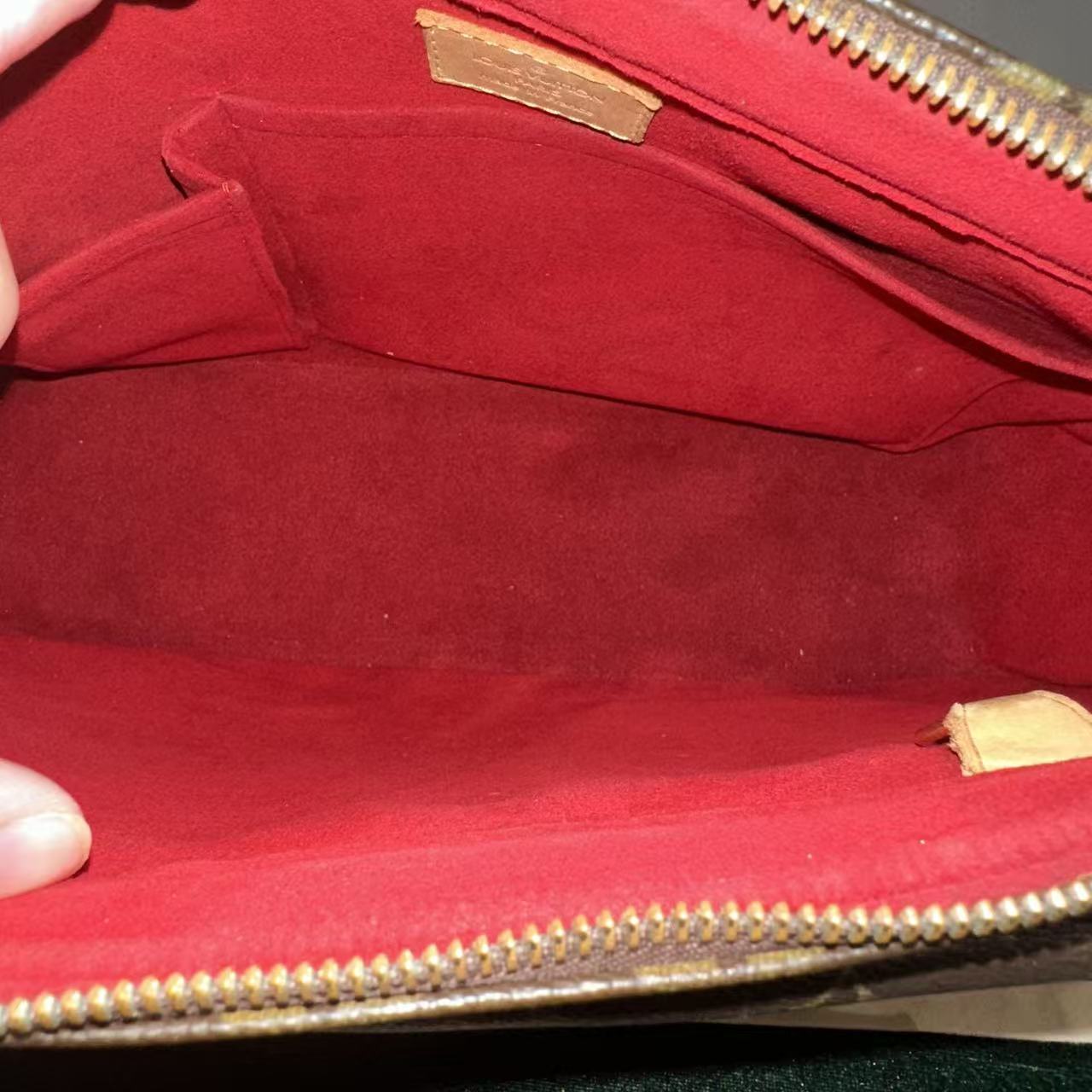Louis Vuitton - Camel Medium Shoulder Bag - Monogram coated canvas with natural cowhide leather trim - Brown - (Medium)
