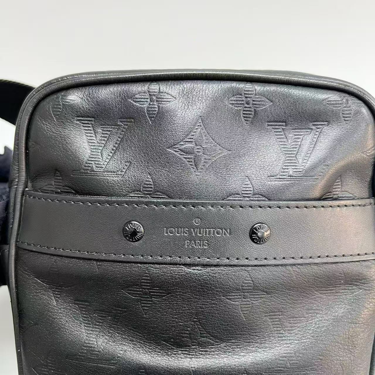 Louis Vuitton - Camera Bag - Leather - Black - (small)