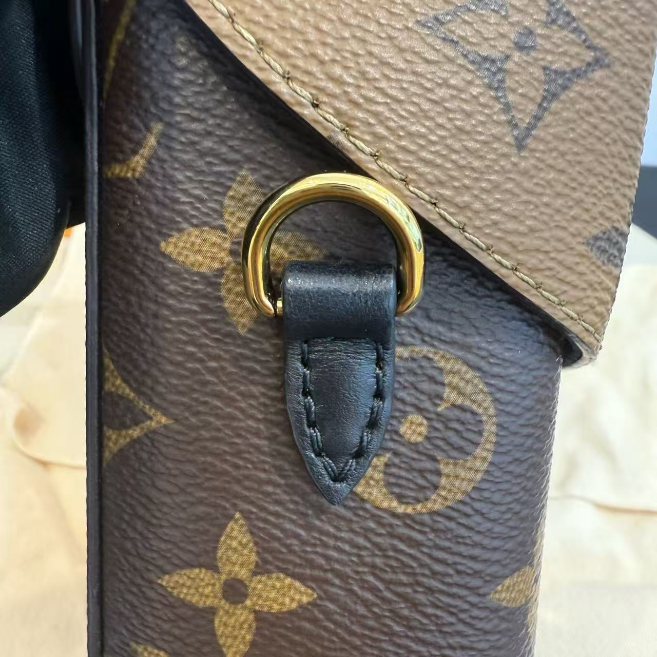 Louis Vuitton - Camera Box Handle Phone Bag Cosmetic Box Bag - Monogram coated canvas and leather - Brown with black accents - (mini)