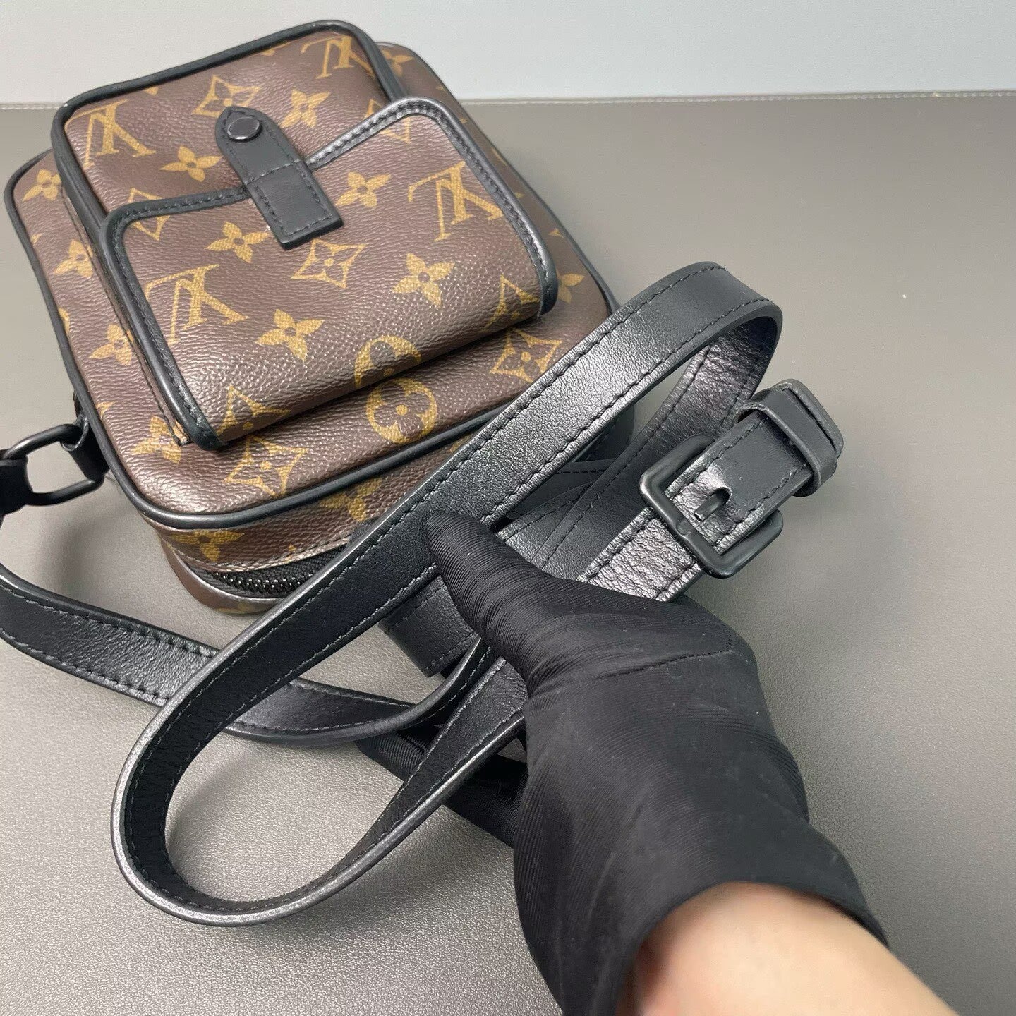 Louis Vuitton - Camera Messenger Bag - Monogram coated canvas with black cowhide leather trim - Brown with Black - (small)
