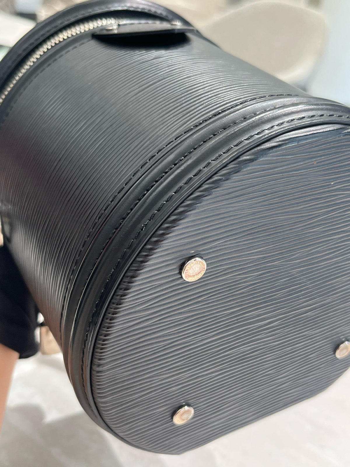 Louis Vuitton - Cannes - Leather - Black - (mini)