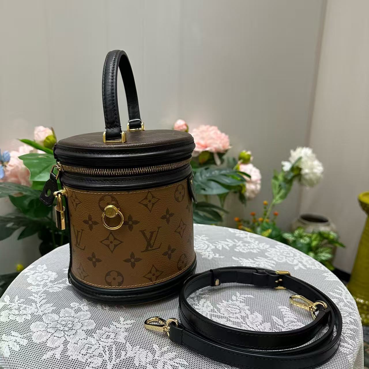 Louis Vuitton - Cannes - Monogram coated canvas with leather trim - Brown and Black with Gold-Tone Hardware - (mini)