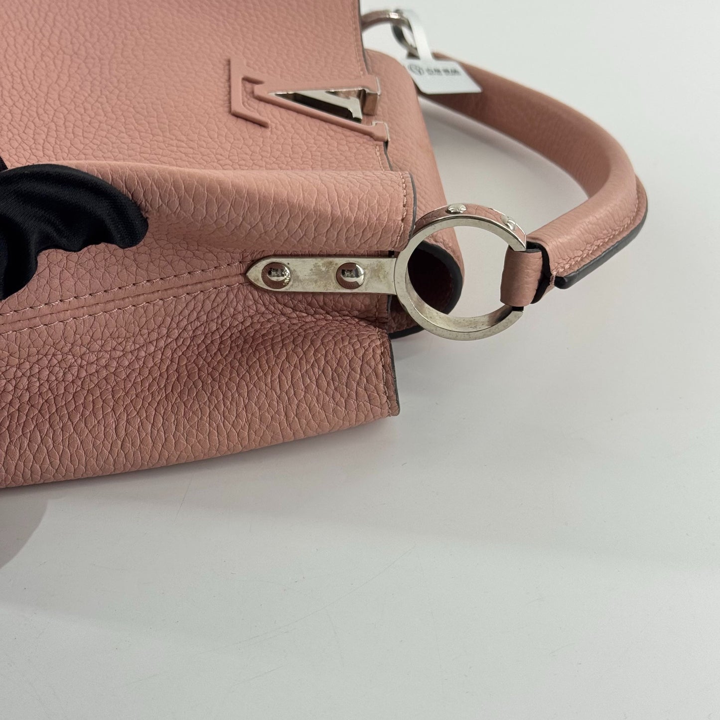 Louis Vuitton - Capucines - Leather - Pink
