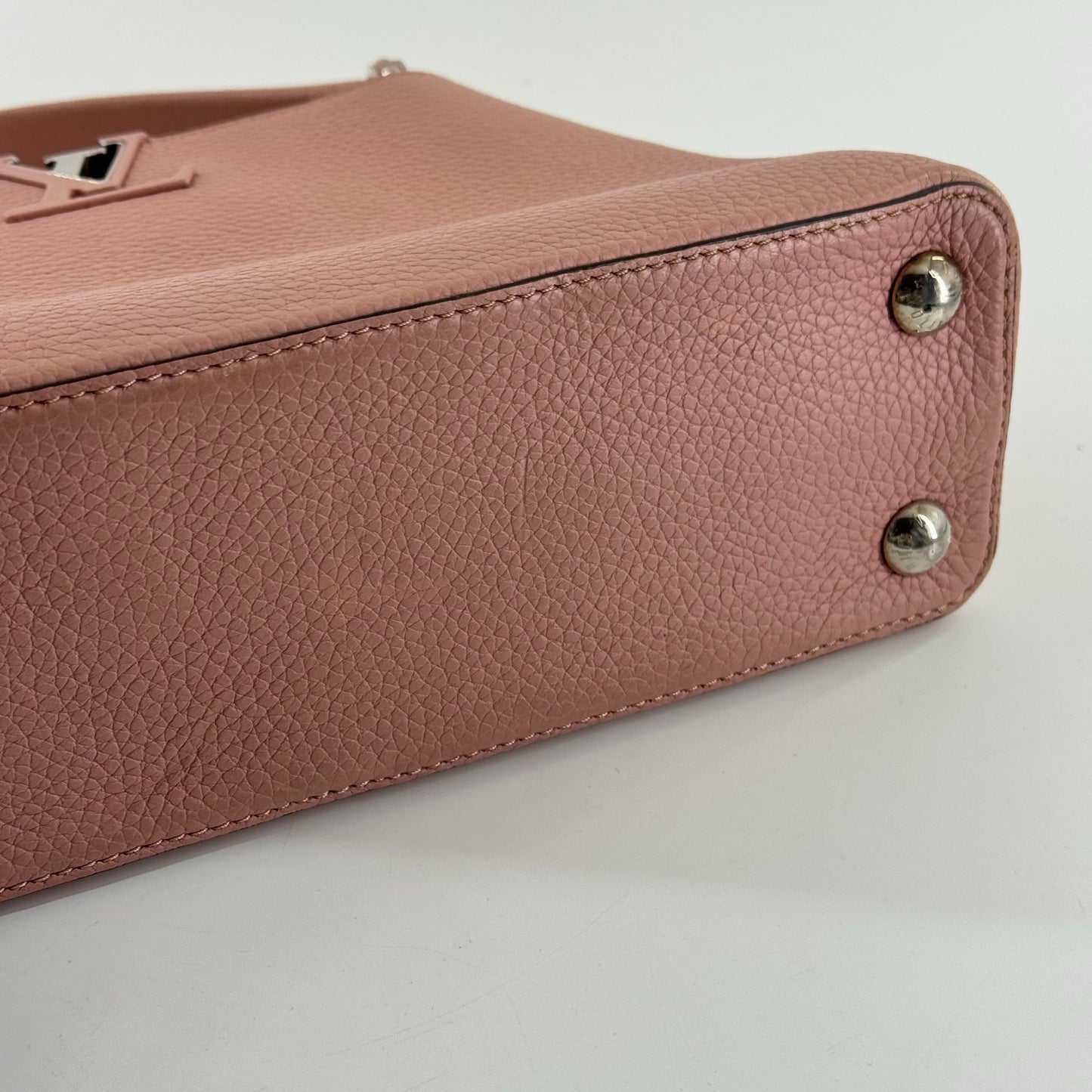 Louis Vuitton - Capucines - Leather - Pink