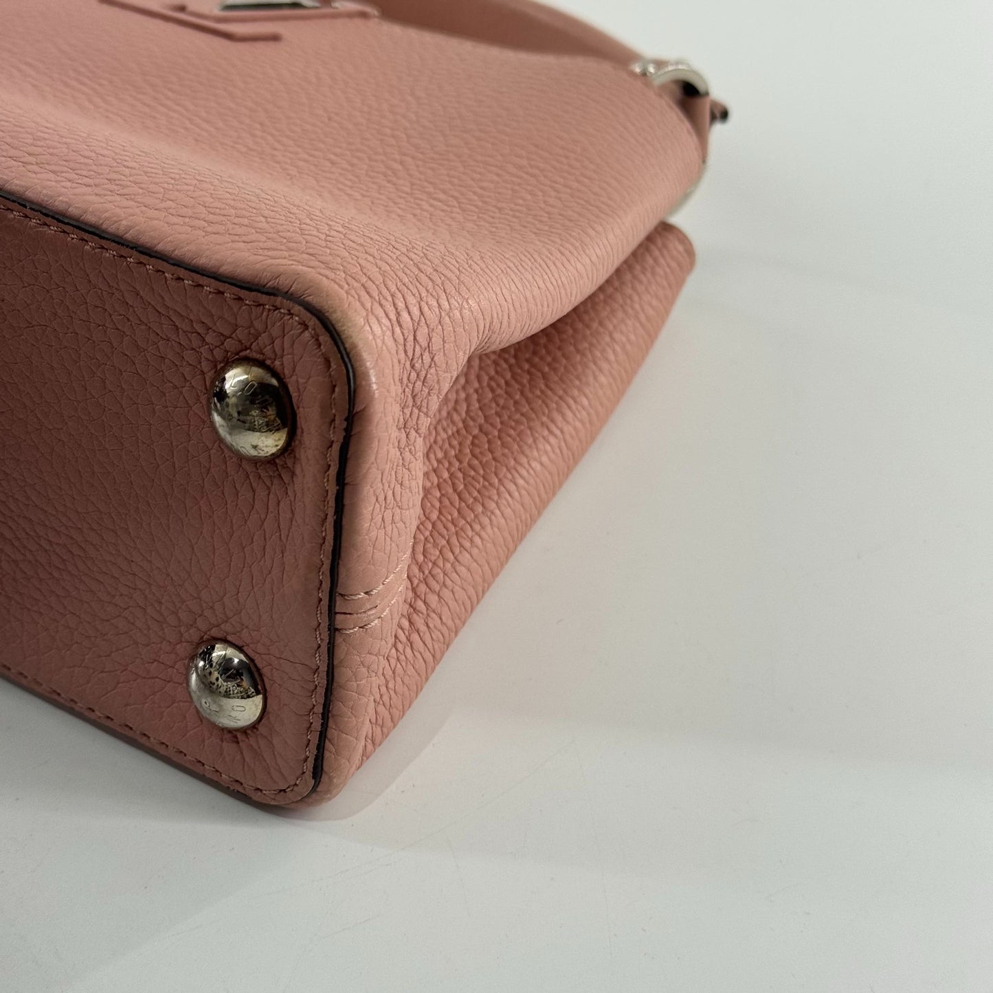 Louis Vuitton - Capucines - Leather - Pink
