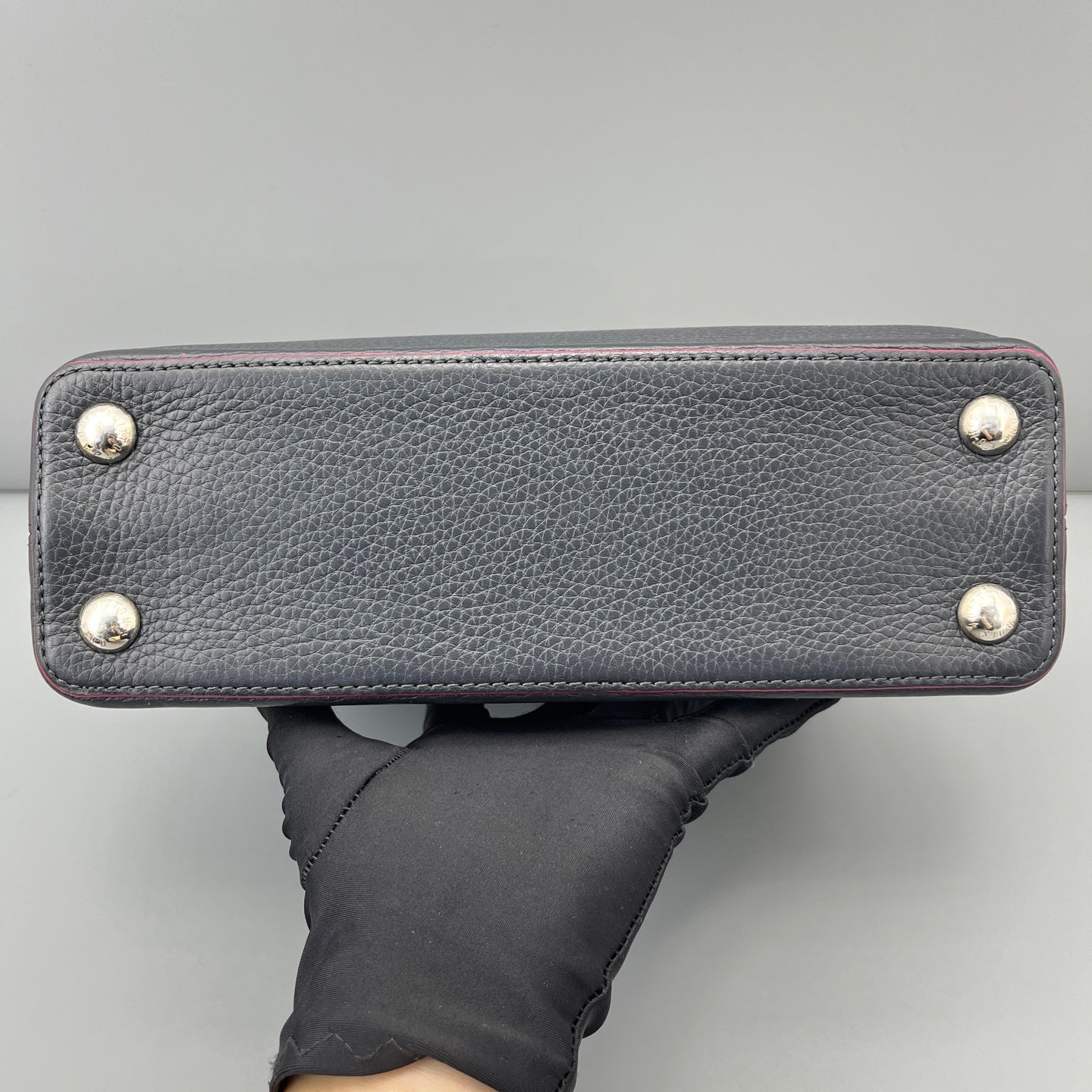 Louis Vuitton - Capucines BB - Grained leather - Black - (medium)