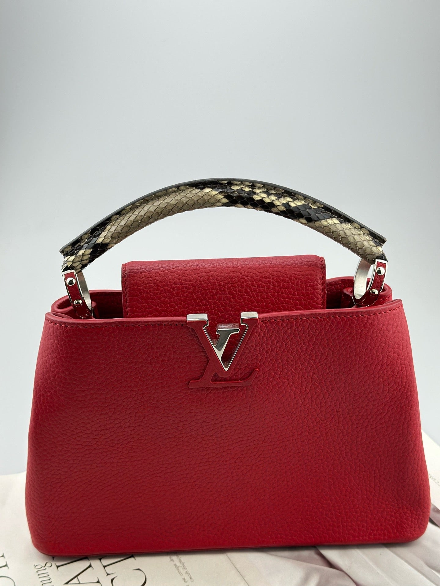 Louis Vuitton - Capucines BB - Grained Taurillon leather with python handle - Red - (Mini)