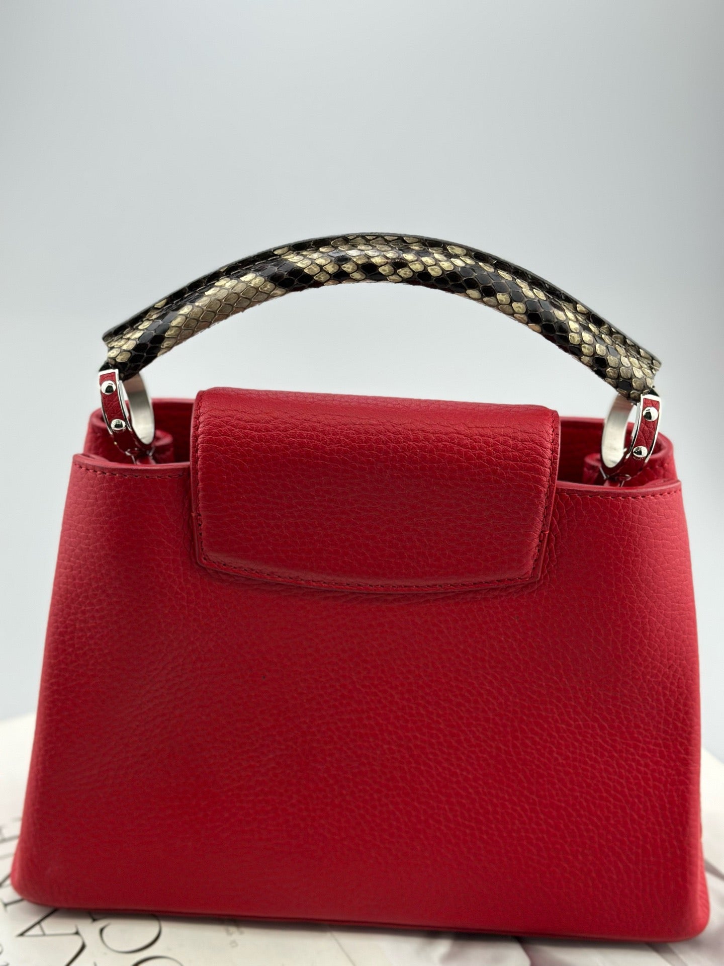Louis Vuitton - Capucines BB - Grained Taurillon leather with python handle - Red - (Mini)