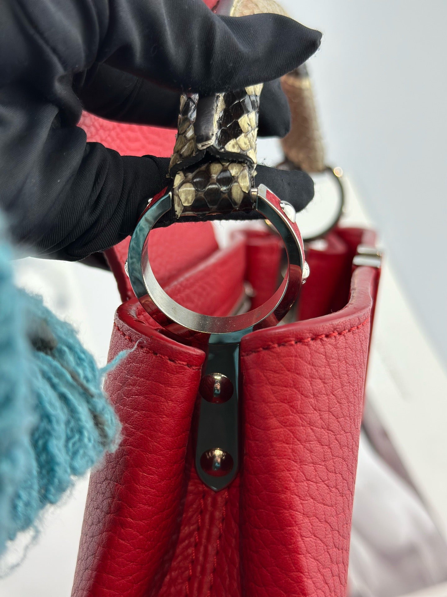 Louis Vuitton - Capucines BB - Grained Taurillon leather with python handle - Red - (Mini)