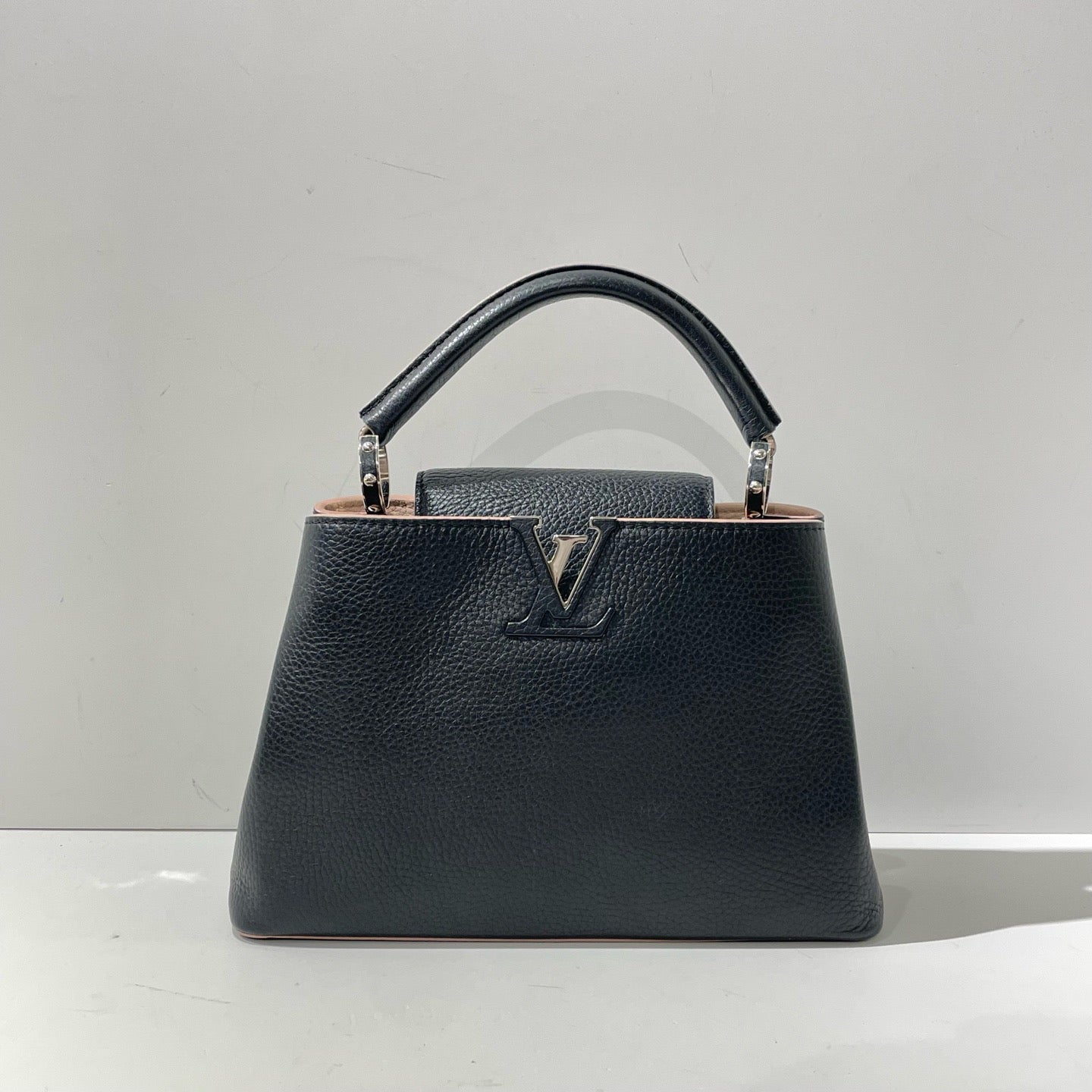 Louis Vuitton - Capucines BB - Leather - Black - (BB)