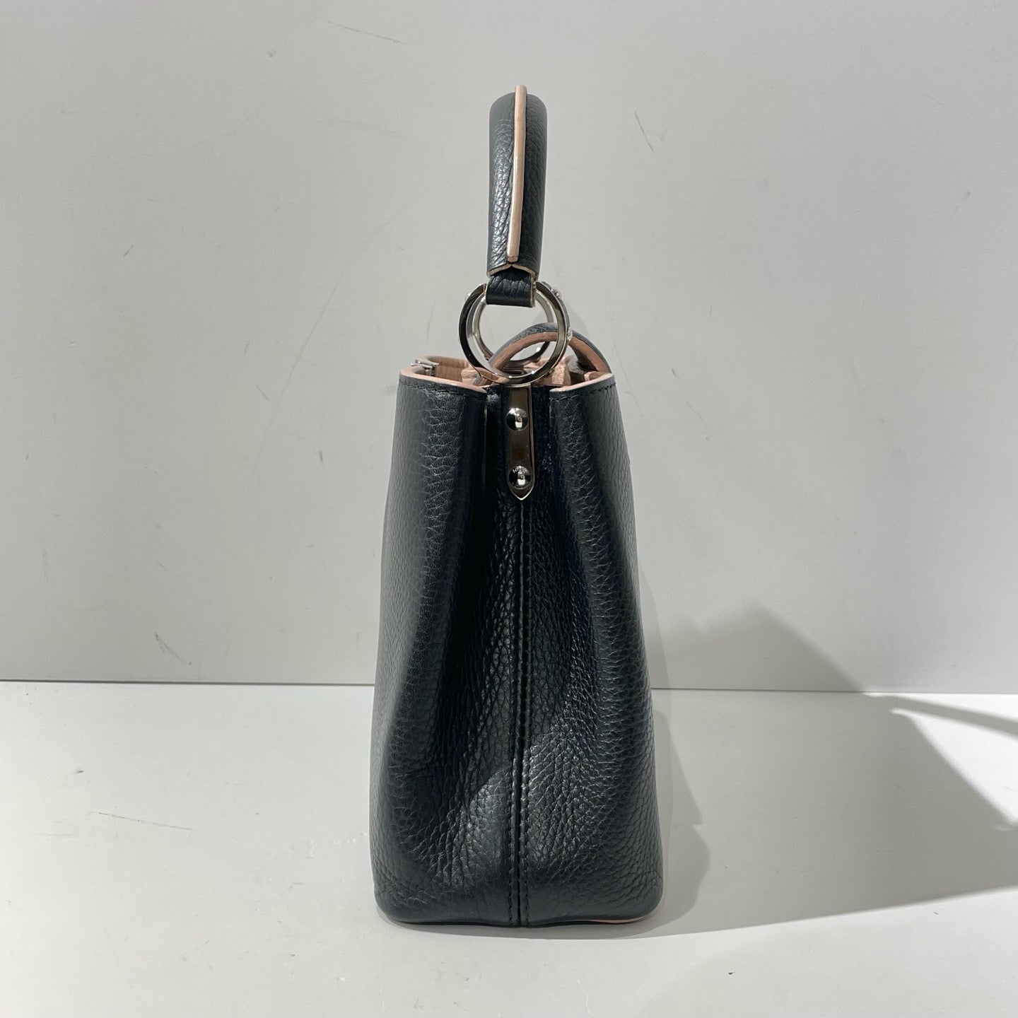 Louis Vuitton - Capucines BB - Leather - Black - (BB)