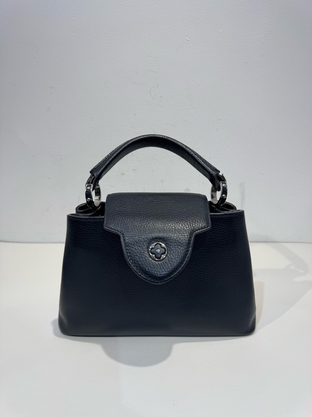 Louis Vuitton - Capucines BB - Leather - Black - (small)