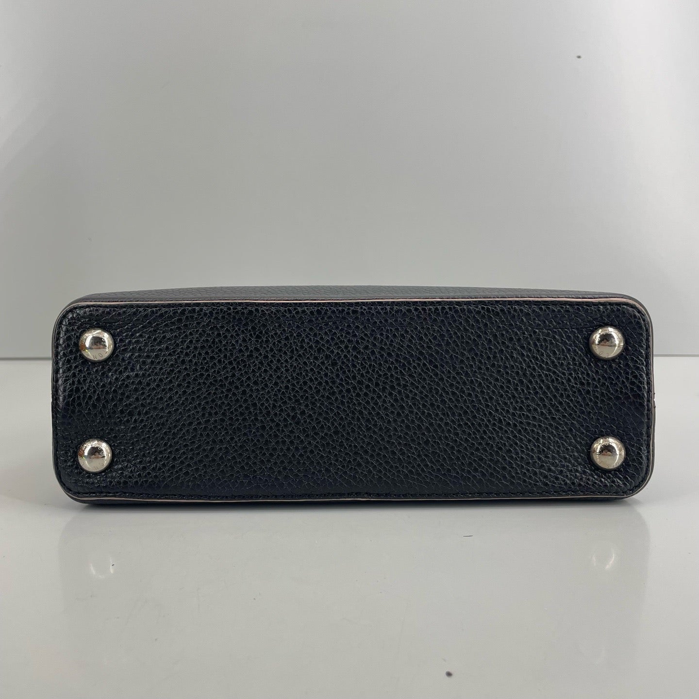 Louis Vuitton - Capucines BB - Leather - Black - (Small)