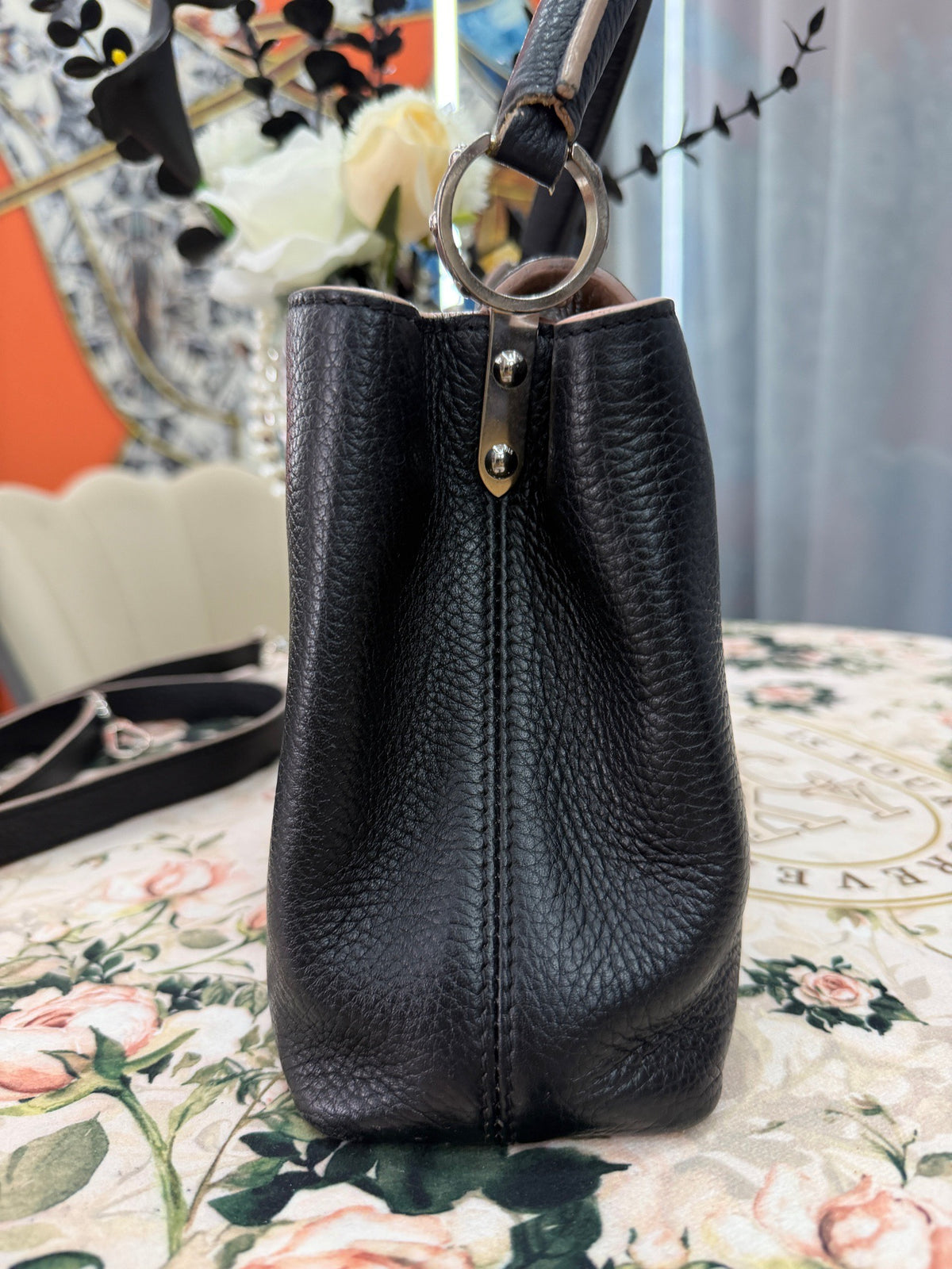 Louis Vuitton - Capucines BB - Leather - Black - (small)